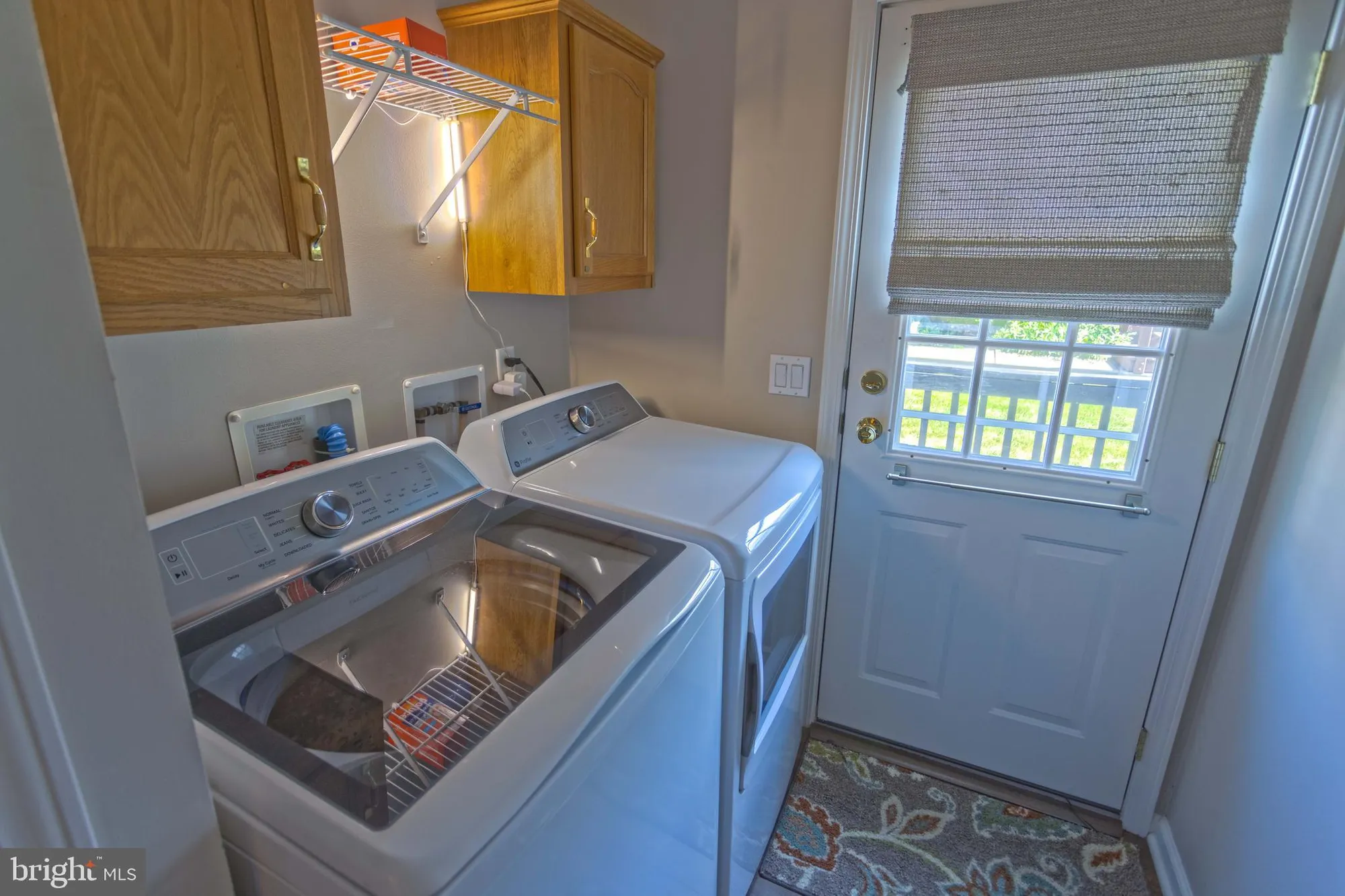 Property Slideshow image 27 of 30 | 609 village way, Royersford, PA, 19468