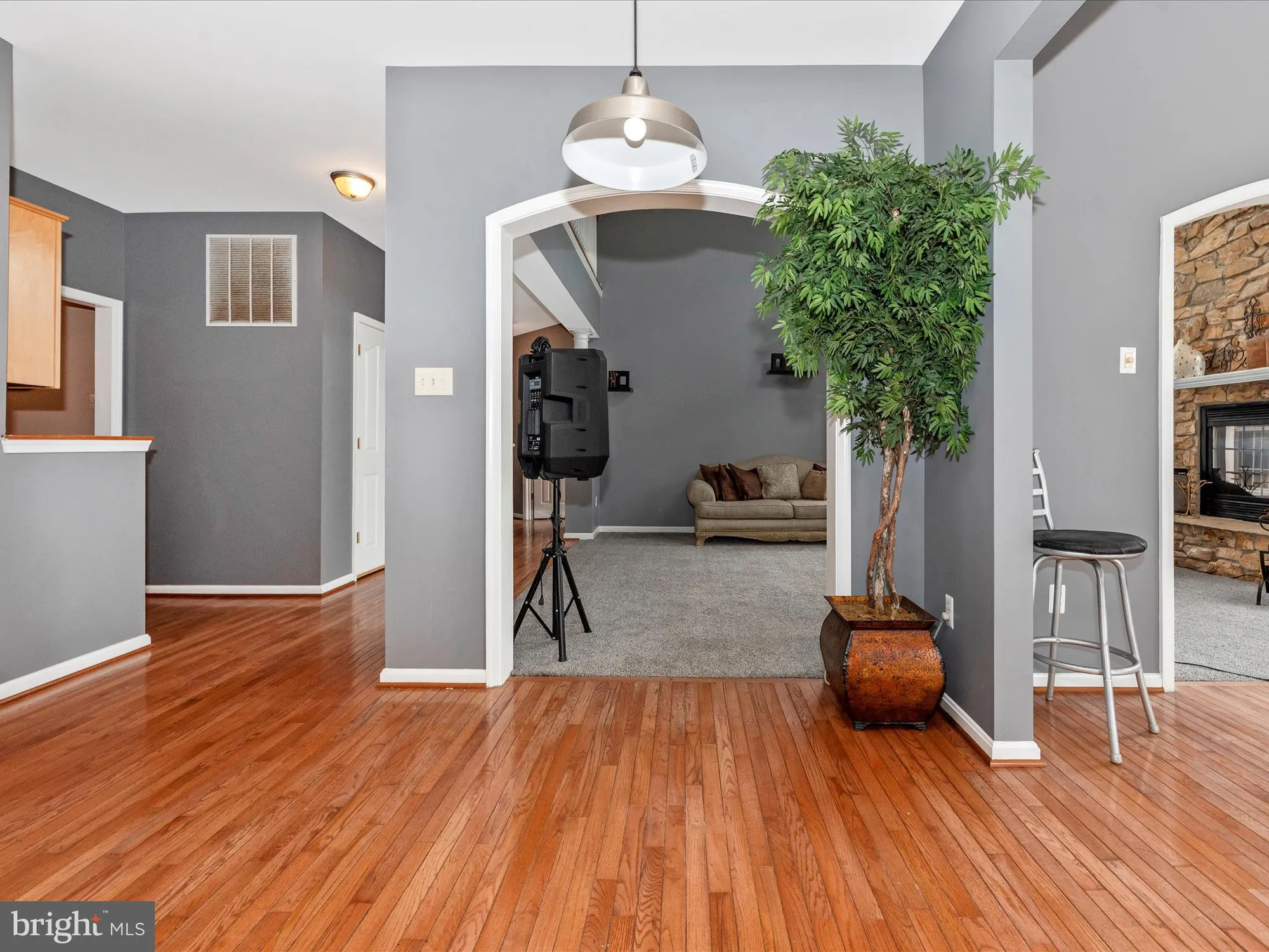 Property Slideshow image 18 of 93 | 5816 drexal ave, New Market, MD, 21774