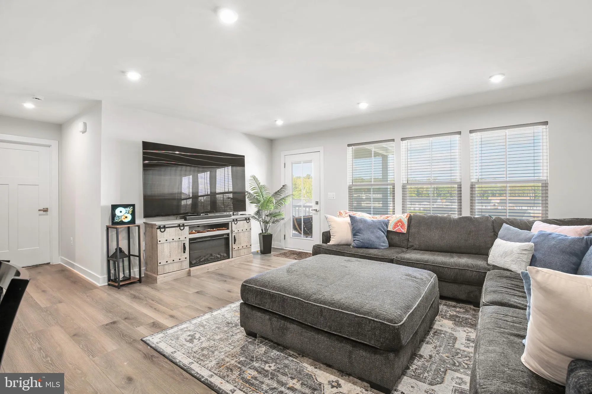 Property Slideshow image 8 of 38 | 3430 azalea rd, Locust Grove, VA, 22508