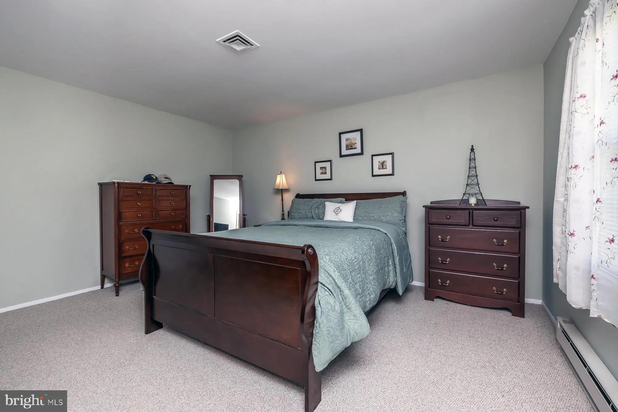 Property Slideshow image 27 of 38 | 4 narberth pl, Southampton, NJ, 08088