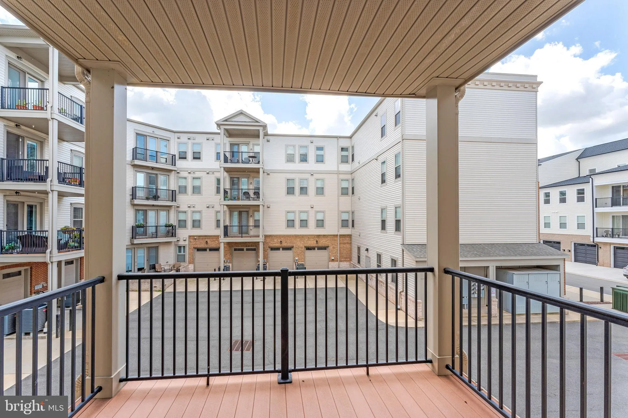 Property Slideshow image 37 of 65 | 23631 havelock walk ter 220, Ashburn, VA, 20148