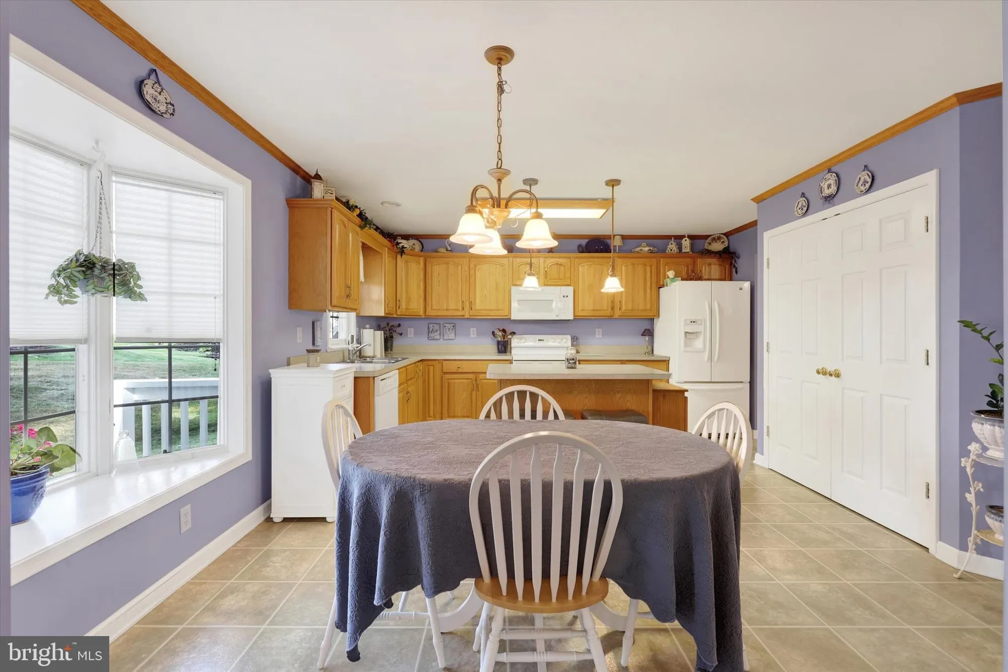 Property Slideshow image 11 of 29 | 5985 greenbriar ter, Fayetteville, PA, 17222