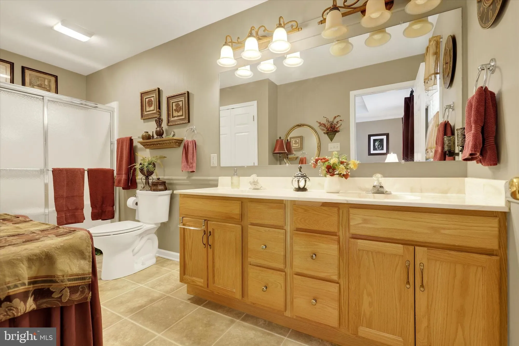 Property Slideshow image 20 of 29 | 5985 greenbriar ter, Fayetteville, PA, 17222