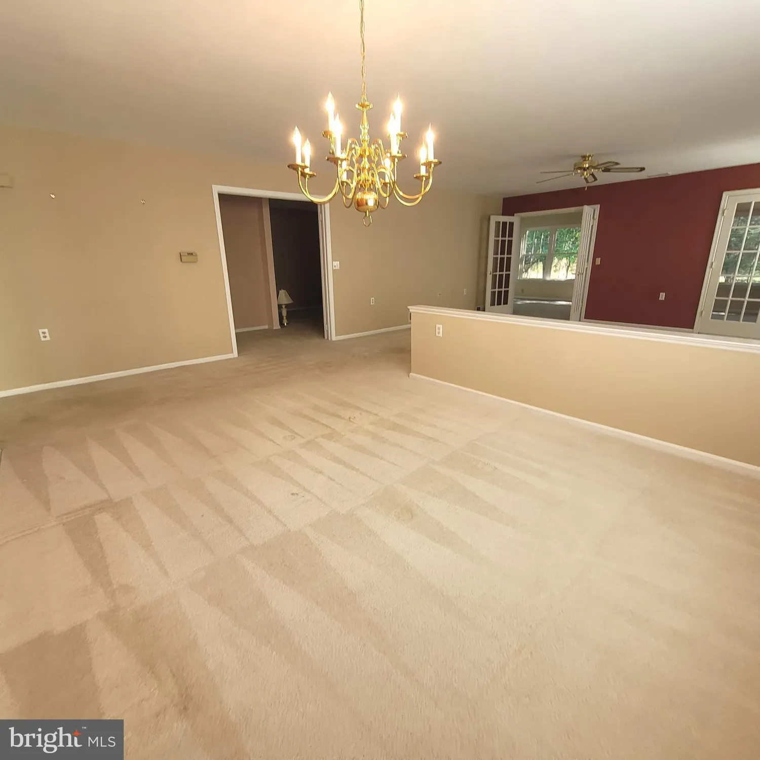 Property Slideshow image 15 of 36 | 875 westminster dr, Southampton, NJ, 08088