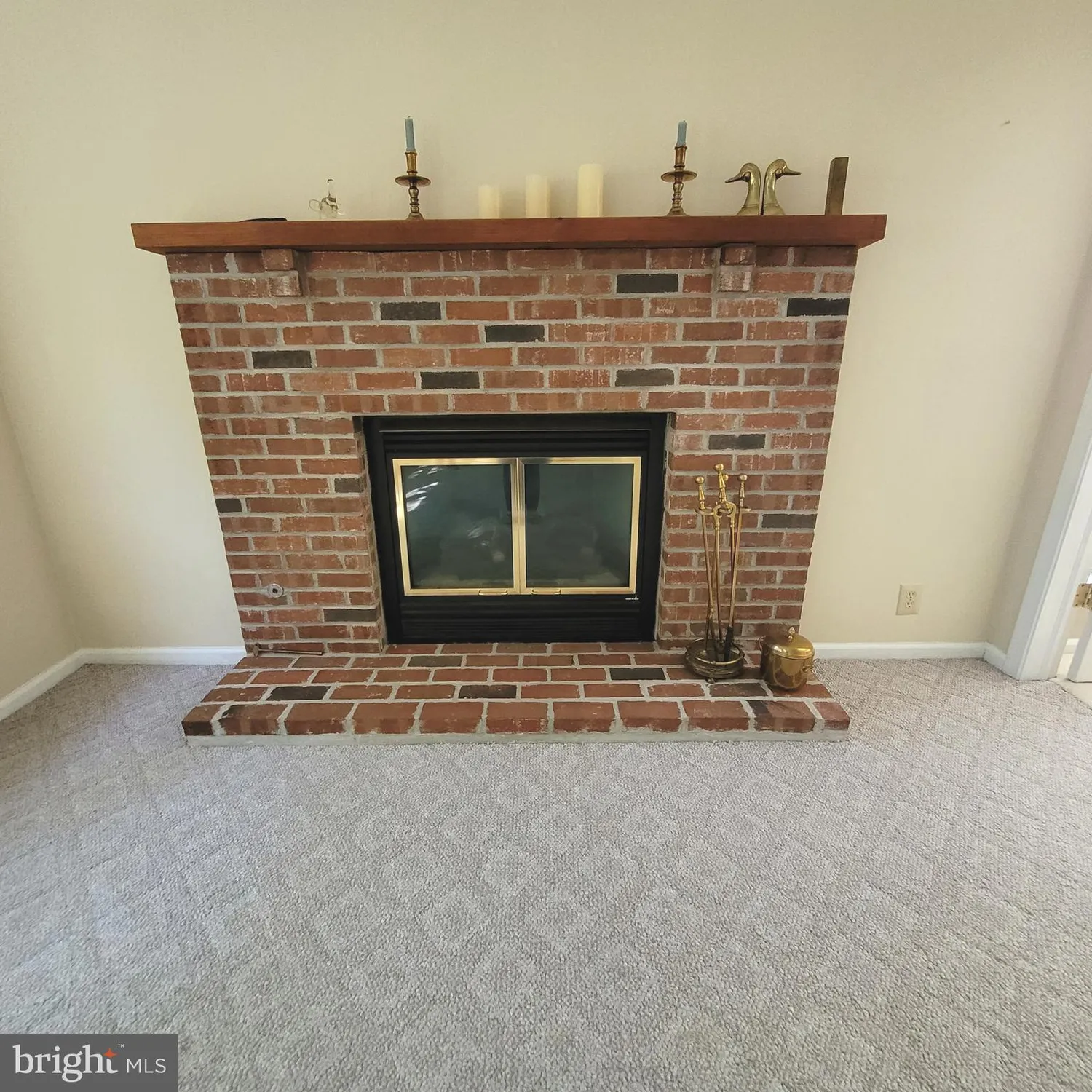 Property Slideshow image 20 of 36 | 875 westminster dr, Southampton, NJ, 08088