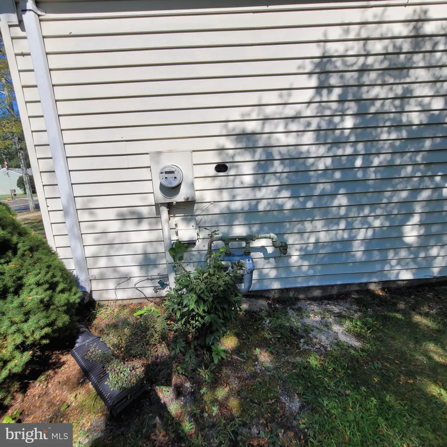 Property Slideshow image 27 of 36 | 875 westminster dr, Southampton, NJ, 08088