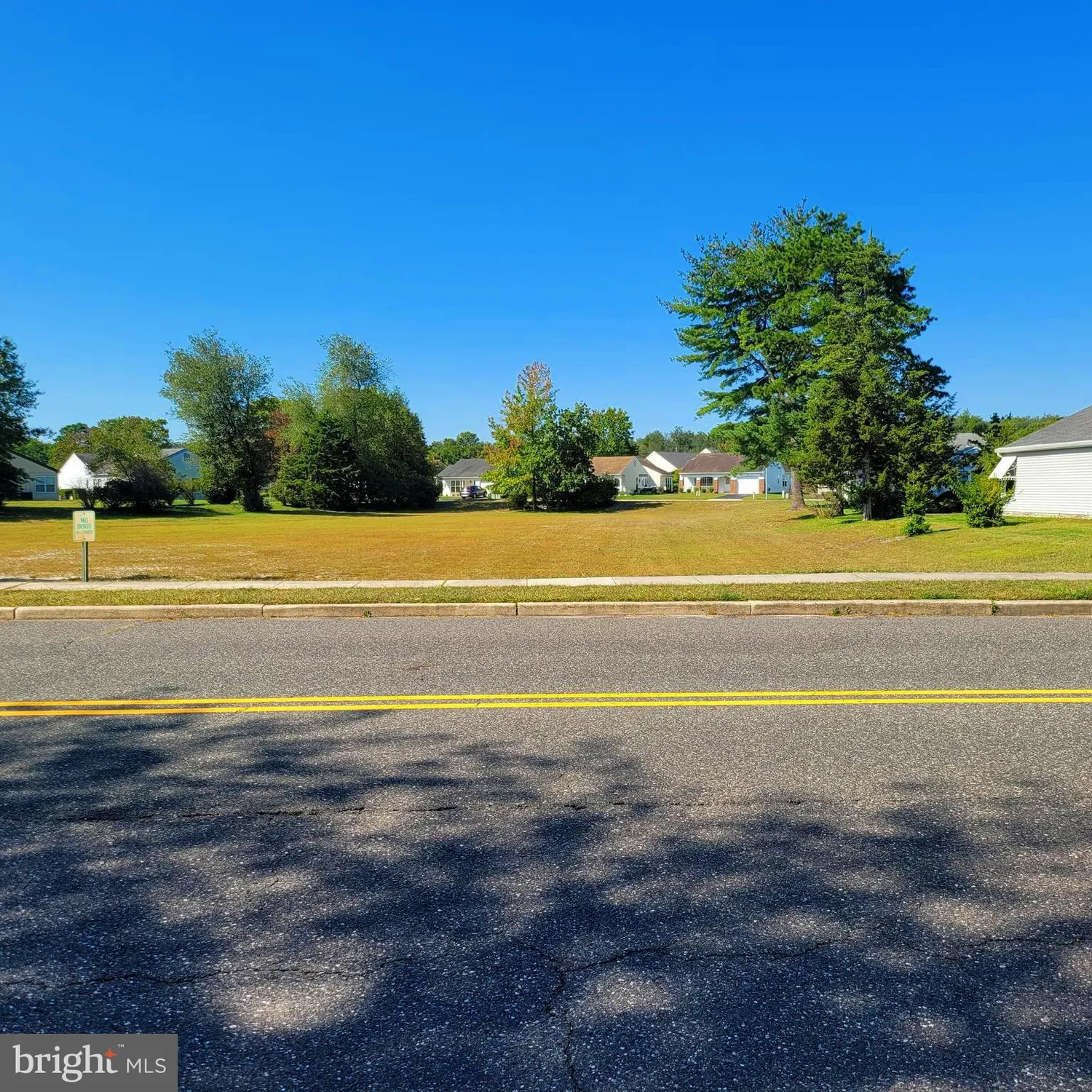 Property Slideshow image 31 of 36 | 875 westminster dr, Southampton, NJ, 08088