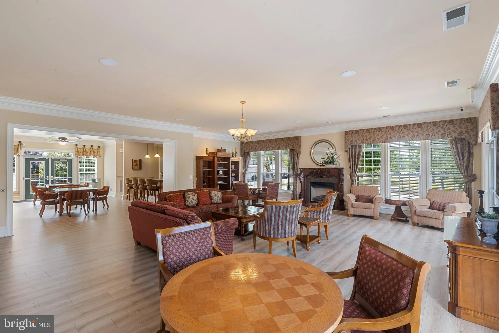 Property Slideshow image 15 of 32 | 6155 shadywood rd 204, Elkridge, MD, 21075