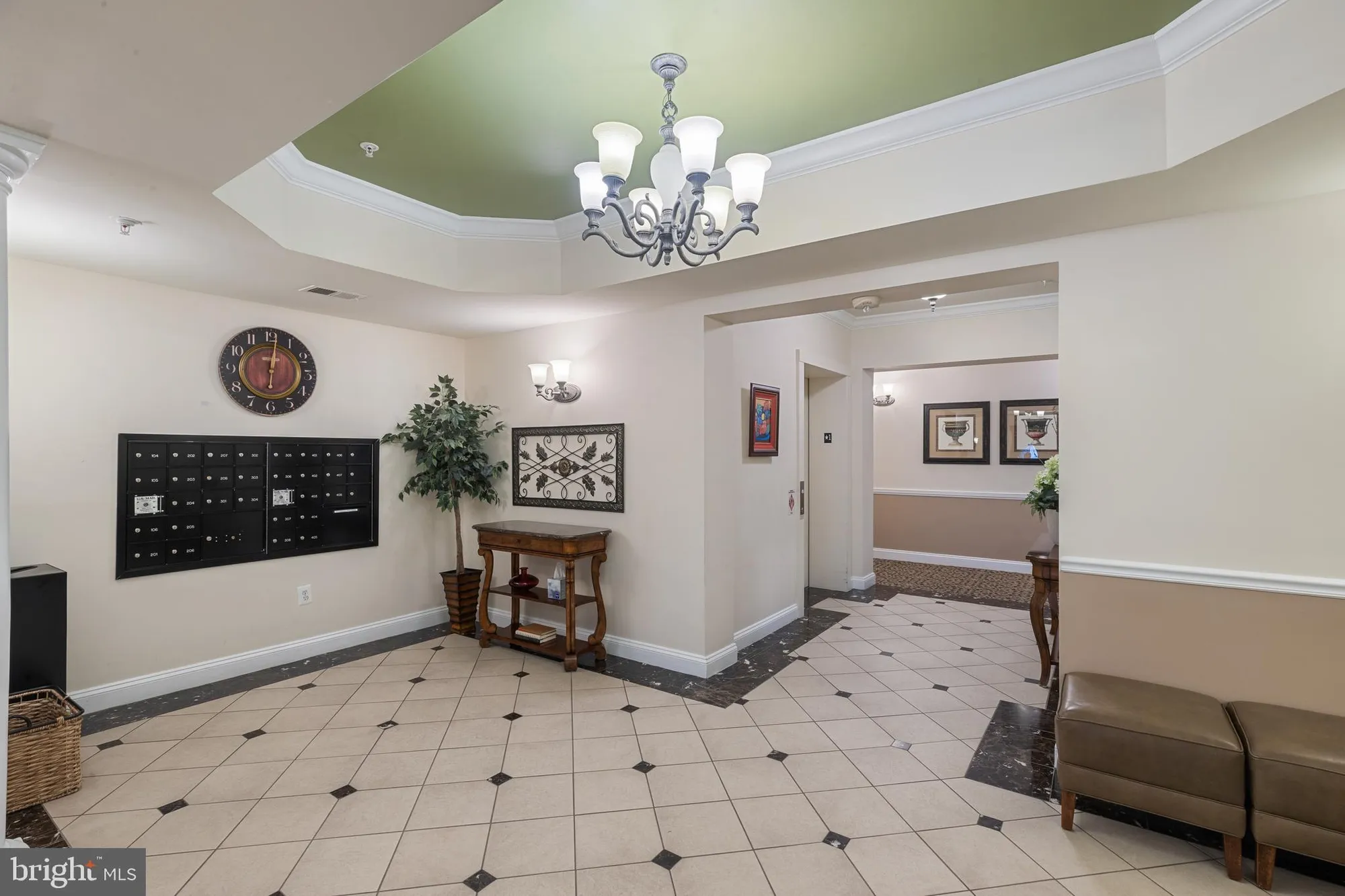 Property Slideshow image 20 of 32 | 6155 shadywood rd 204, Elkridge, MD, 21075