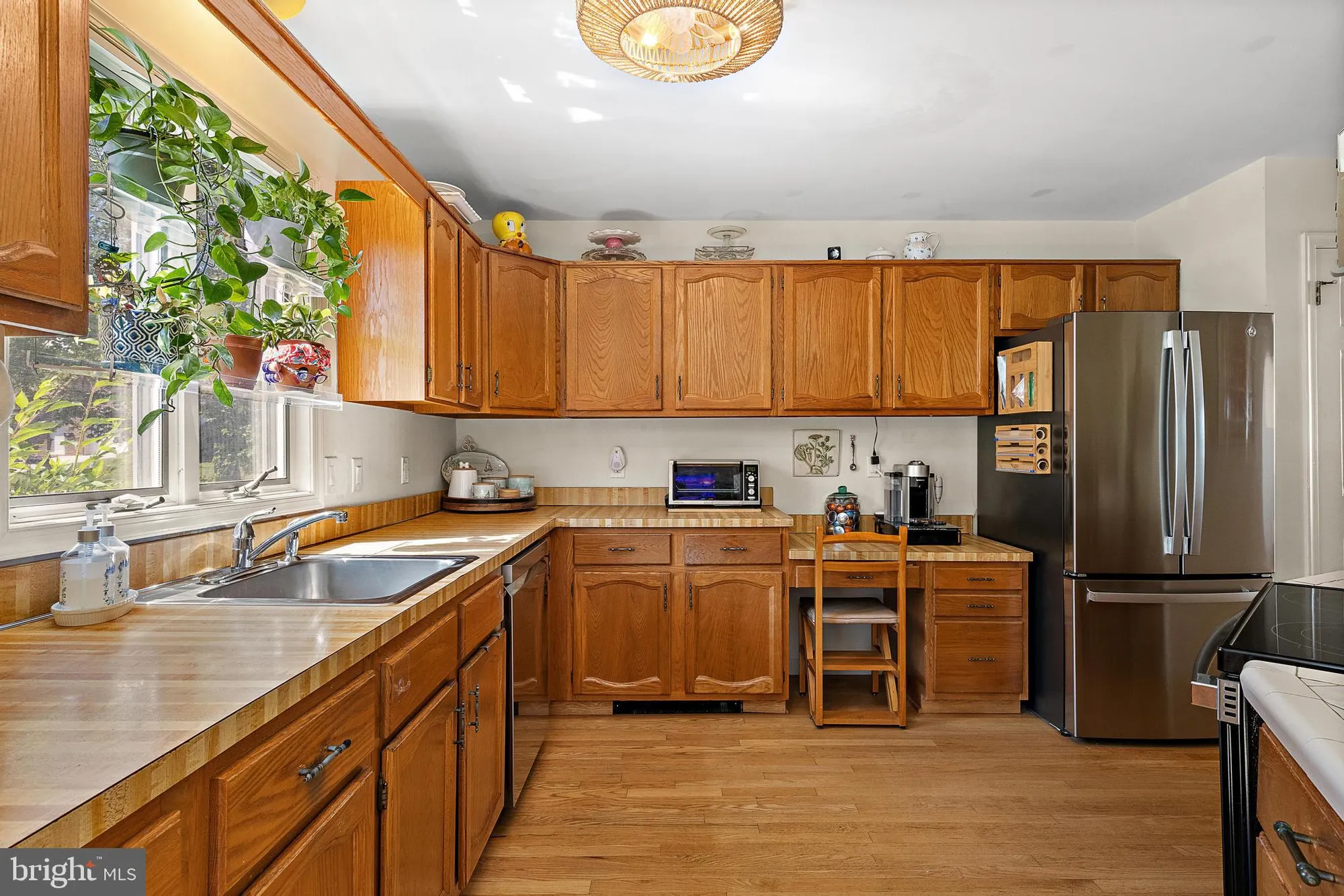 Property Slideshow image 11 of 40 | 37 fir rd, Manahawkin, NJ, 08050