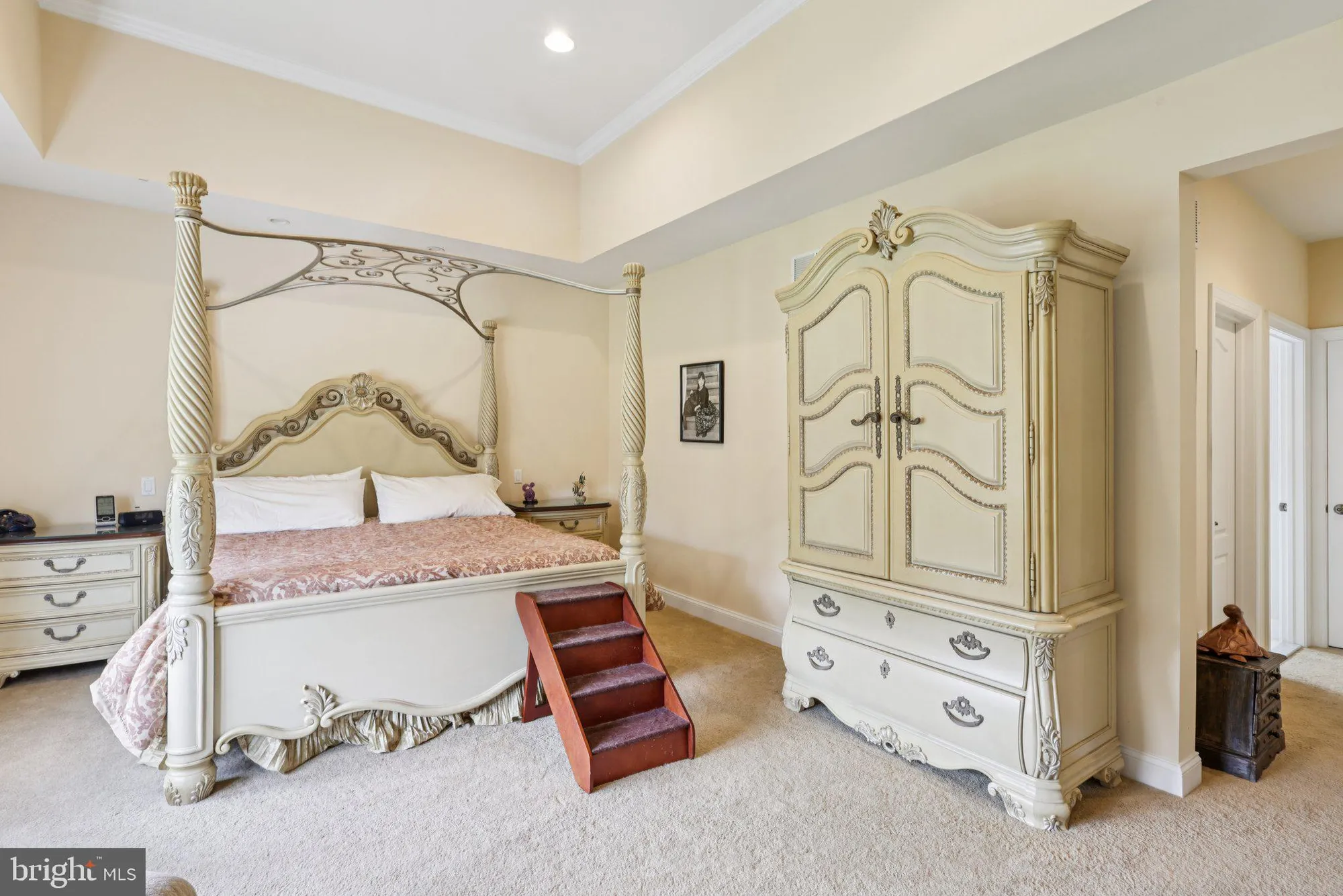 Property Slideshow image 25 of 68 | 28 bedford dr, Skillman, NJ, 08558