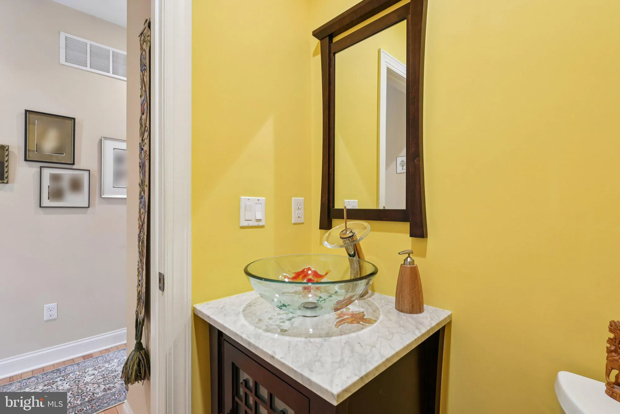 Property Slideshow image 33 of 68 | 28 bedford dr, Skillman, NJ, 08558