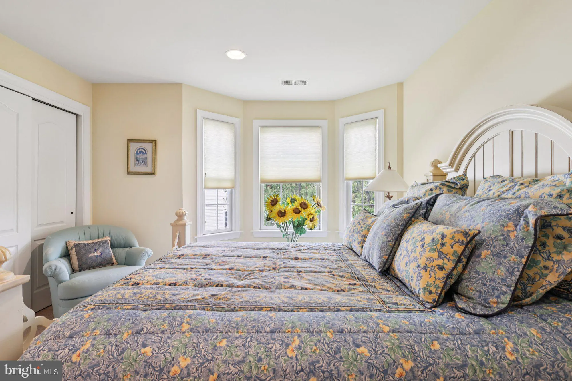 Property Slideshow image 37 of 68 | 28 bedford dr, Skillman, NJ, 08558