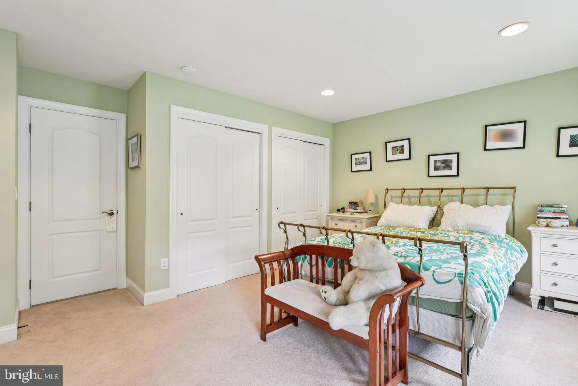 Property Slideshow image 48 of 68 | 28 bedford dr, Skillman, NJ, 08558