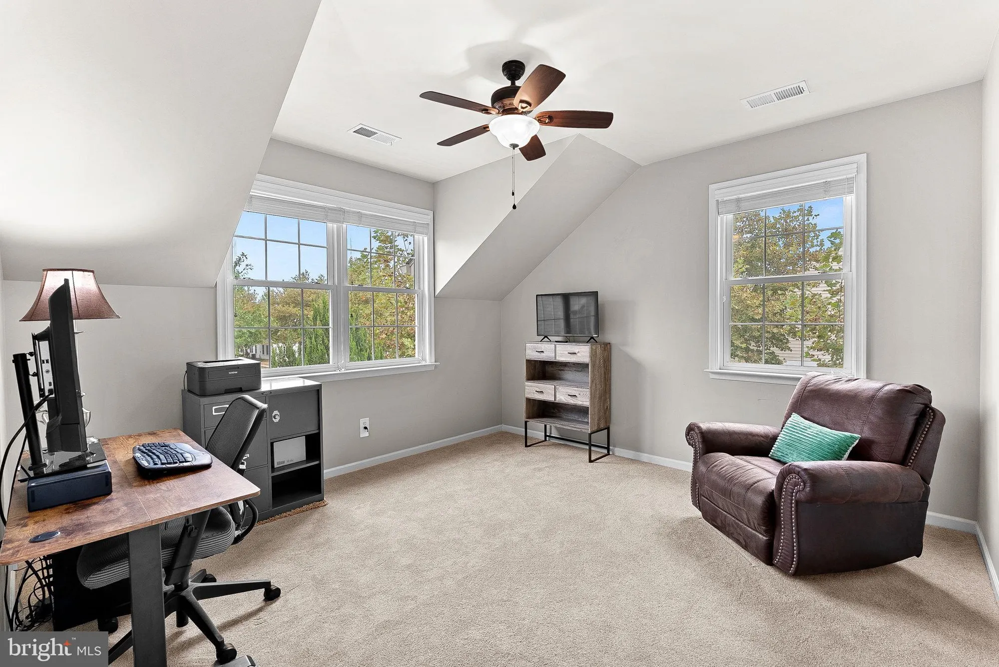 Property Slideshow image 16 of 32 | 44397 adare manor sq, Ashburn, VA, 20147