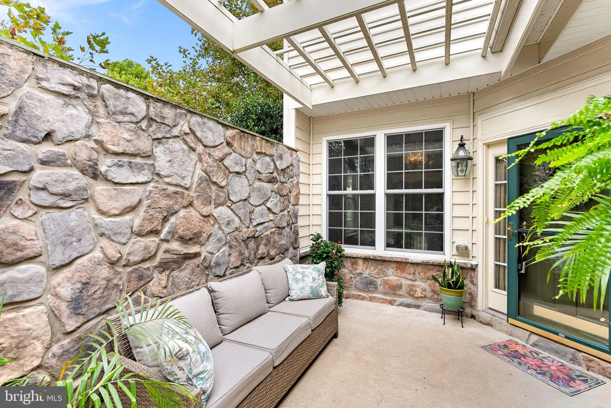 Property Slideshow image 17 of 32 | 44397 adare manor sq, Ashburn, VA, 20147