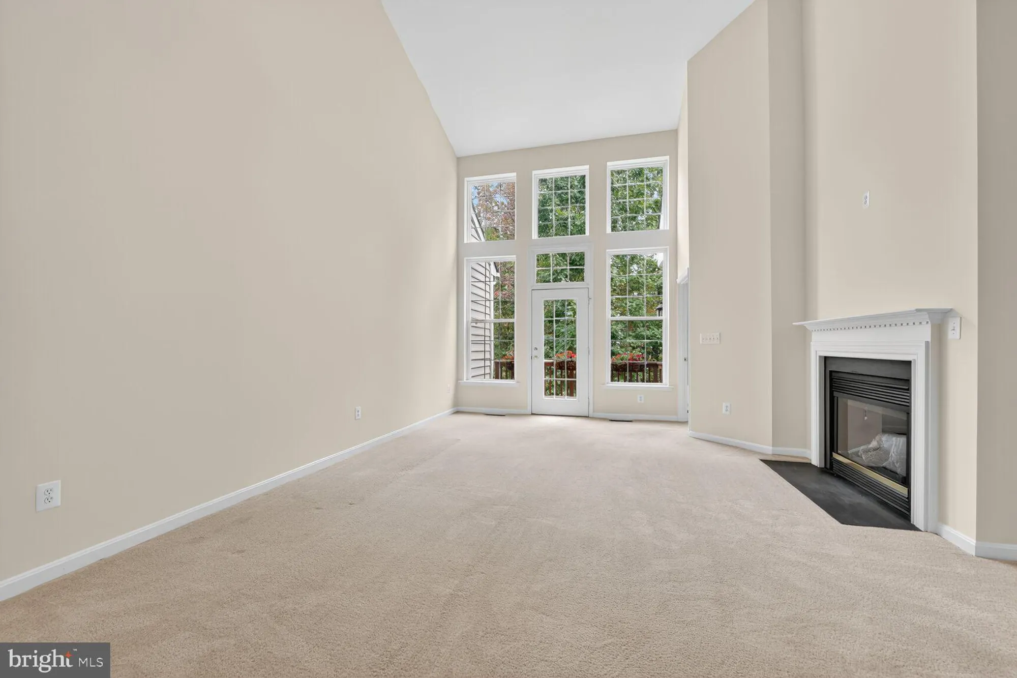 Property Slideshow image 26 of 57 | 20898 prince lowes ter, Sterling, VA, 20165