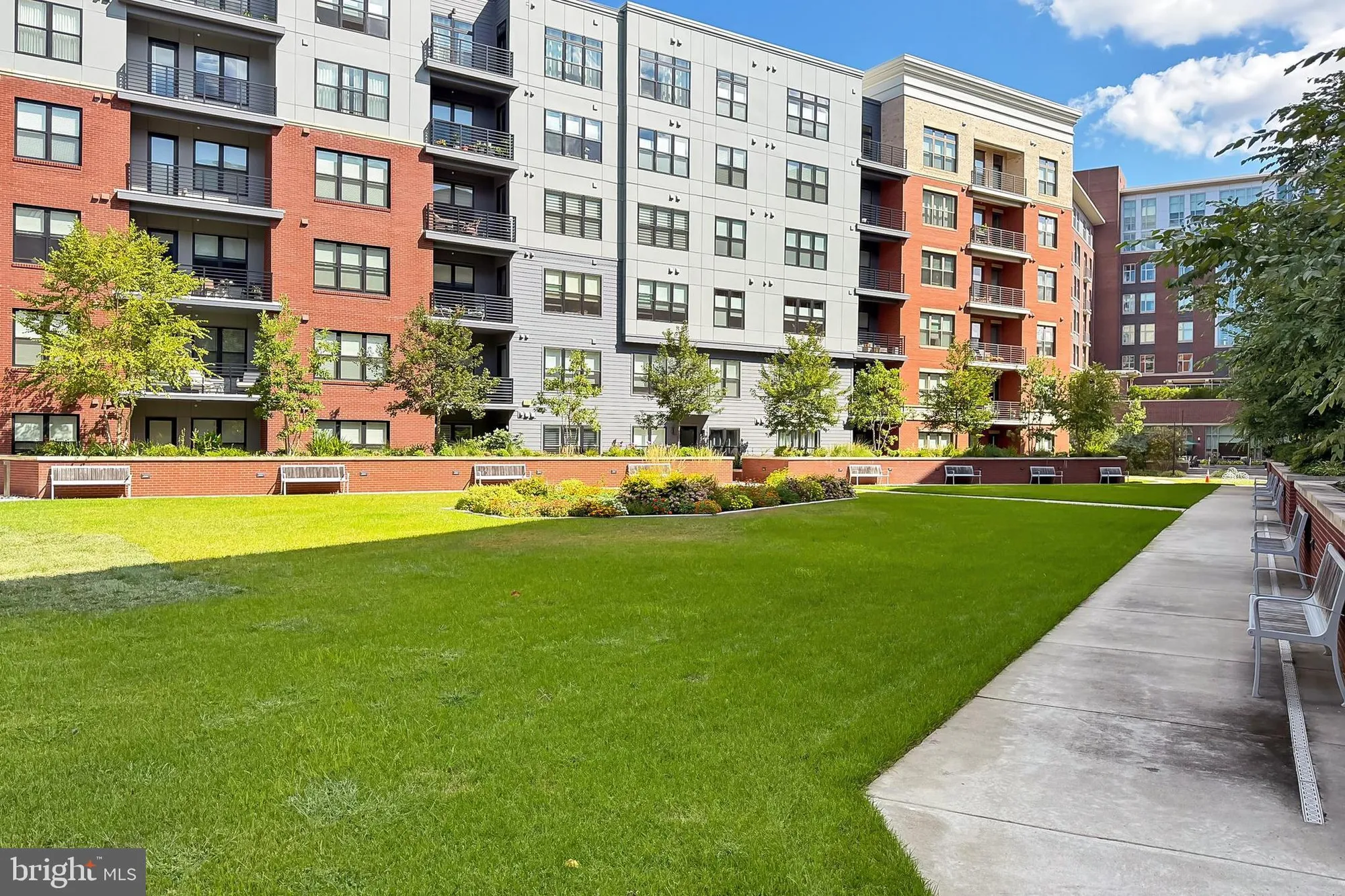 Property Slideshow image 48 of 51 | 2960 vaden dr # 2-307, Fairfax, VA, 22031