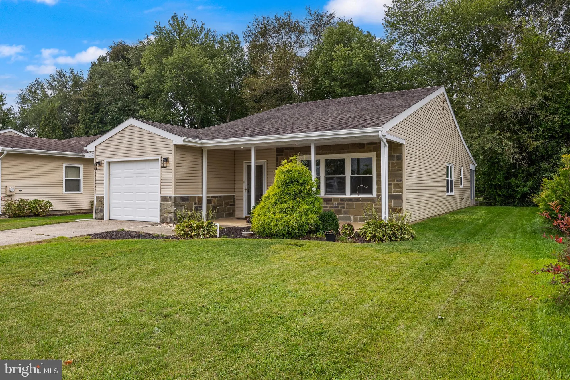 Property Slideshow image 23 of 24 | 175 huntington dr, Southampton, NJ, 08088