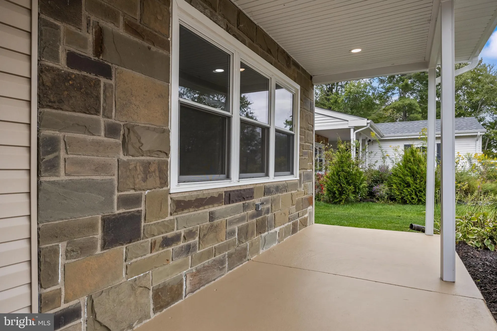 Property Slideshow image 18 of 24 | 175 huntington dr, Southampton, NJ, 08088