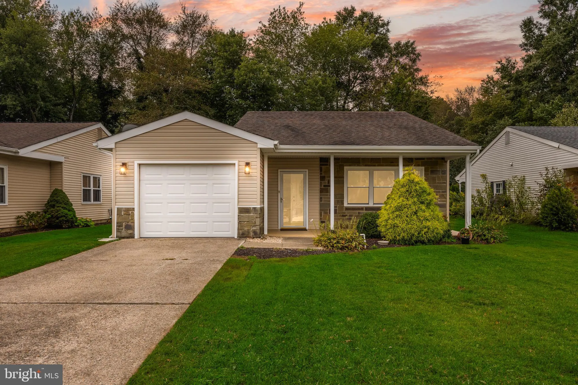 Property Slideshow image 1 of 24 | 175 huntington dr, Southampton, NJ, 08088