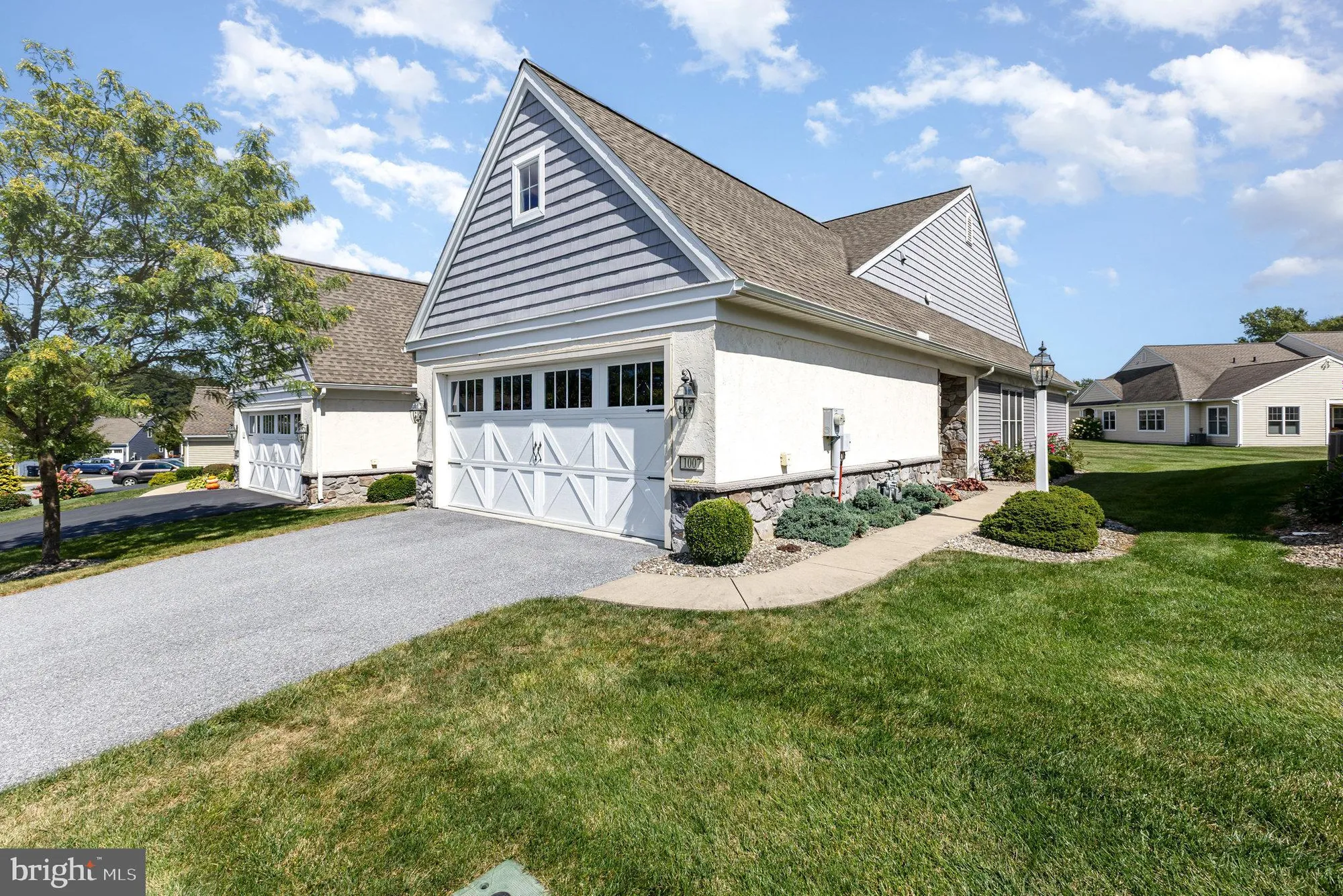 Property Slideshow image 2 of 39 | 1007 great hall dr, Lebanon, PA, 17042