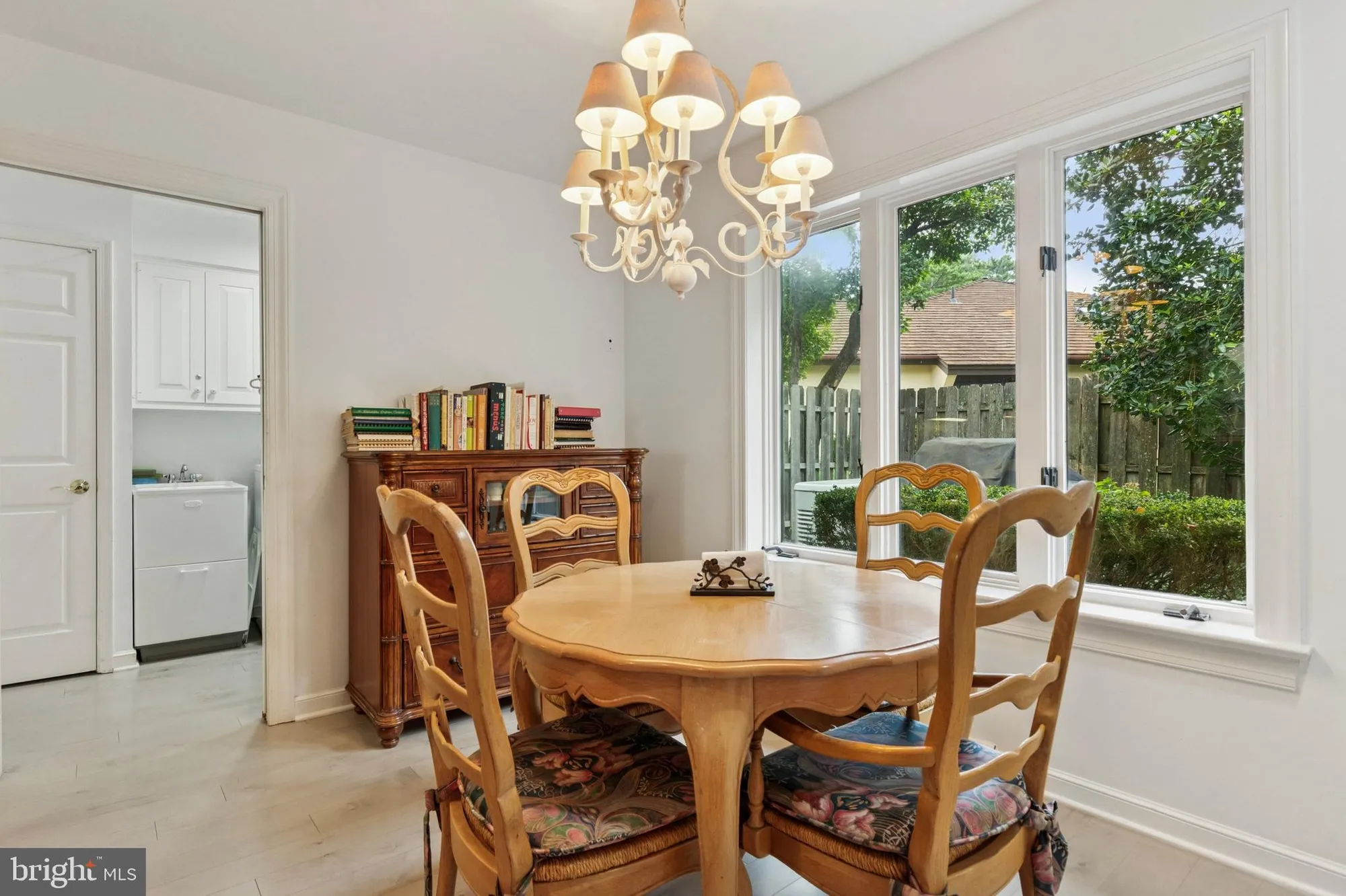 Property Slideshow image 11 of 24 | 6 steeplechase ln, Blue Bell, PA, 19422