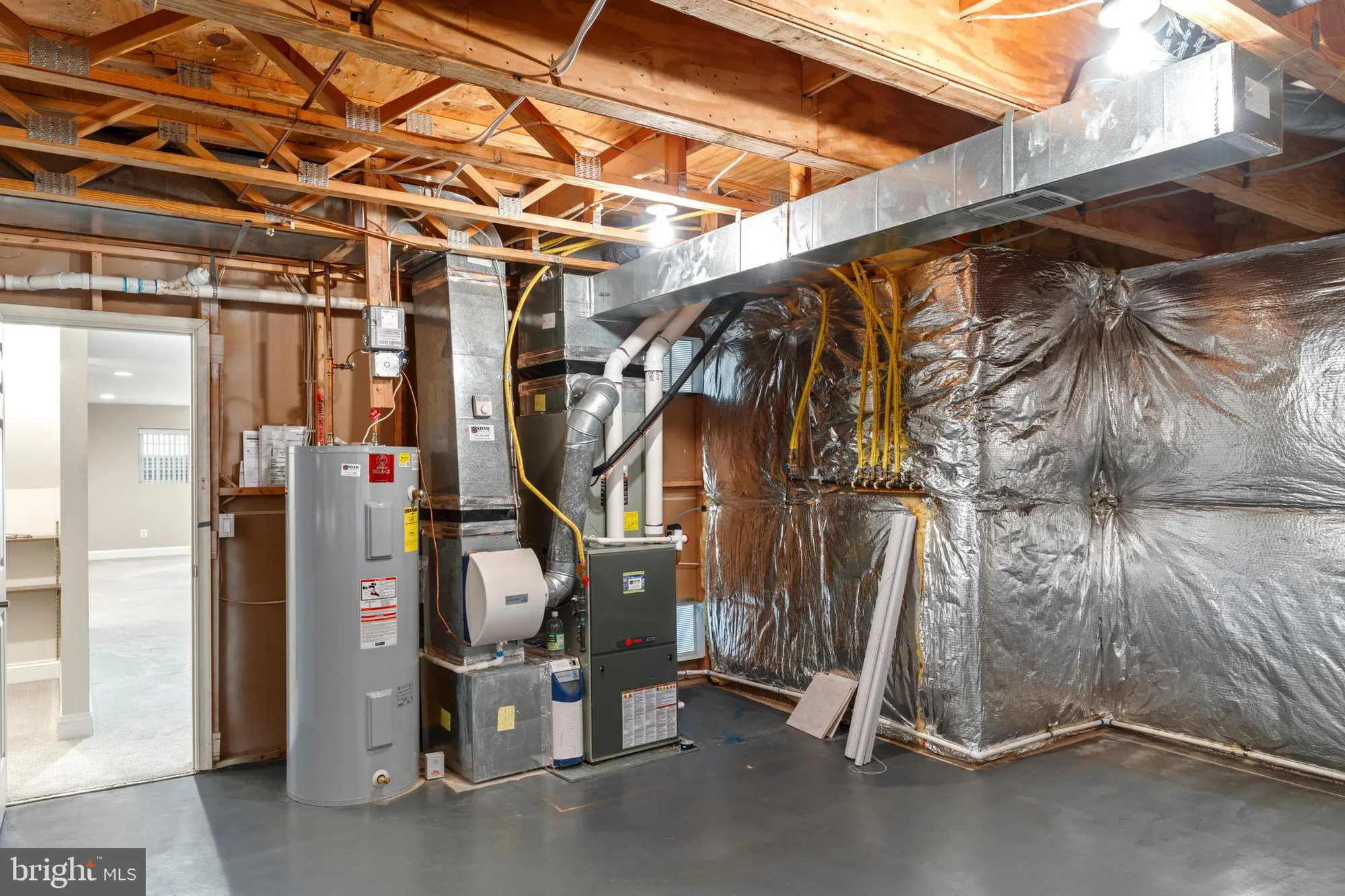 Property Slideshow image 49 of 67 | 13879 crabtree way, Gainesville, VA, 20155