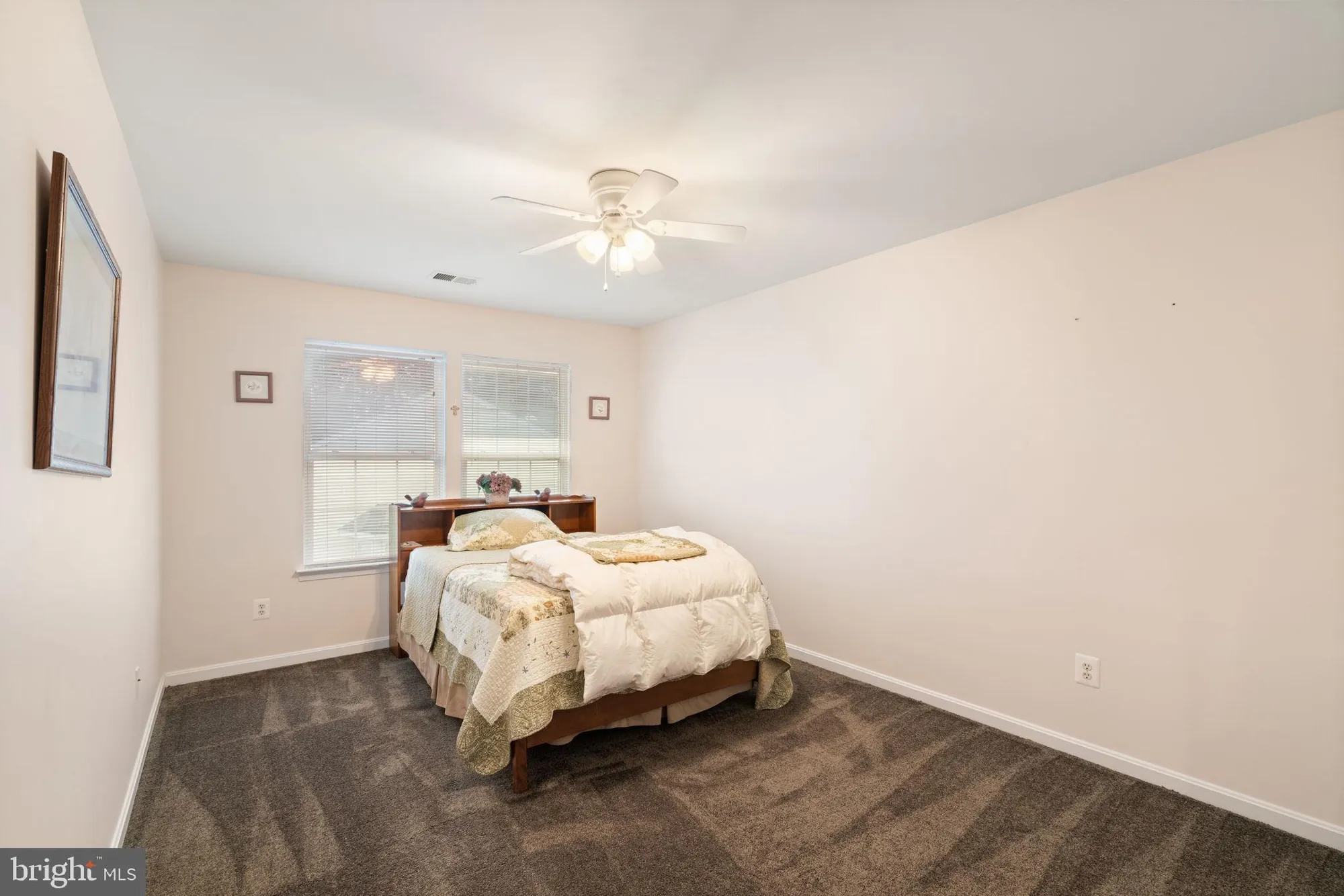 Property Slideshow image 15 of 44 | 3758 blowing leaf pl, Dumfries, VA, 22025