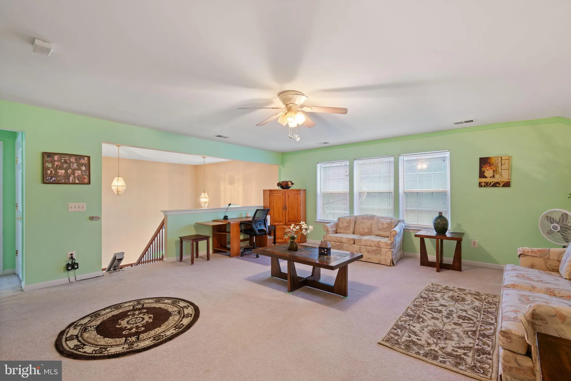 Property Slideshow image 20 of 44 | 3758 blowing leaf pl, Dumfries, VA, 22025