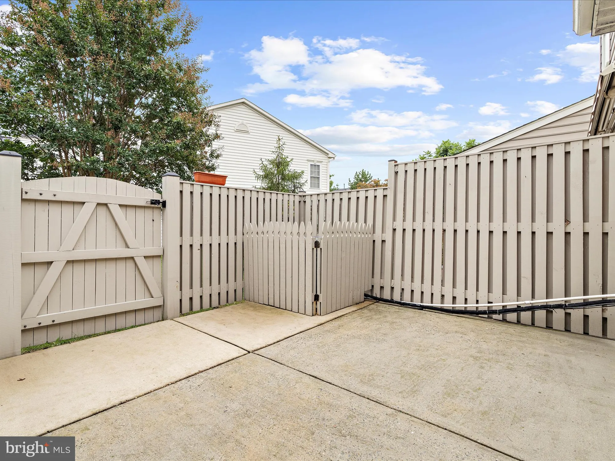 Property Slideshow image 31 of 49 | 311 hamlet cir, Edgewater, MD, 21037
