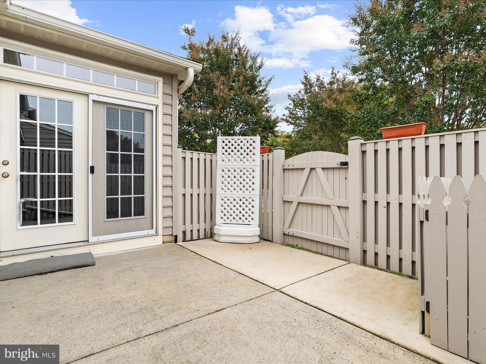 Property Slideshow image 30 of 49 | 311 hamlet cir, Edgewater, MD, 21037