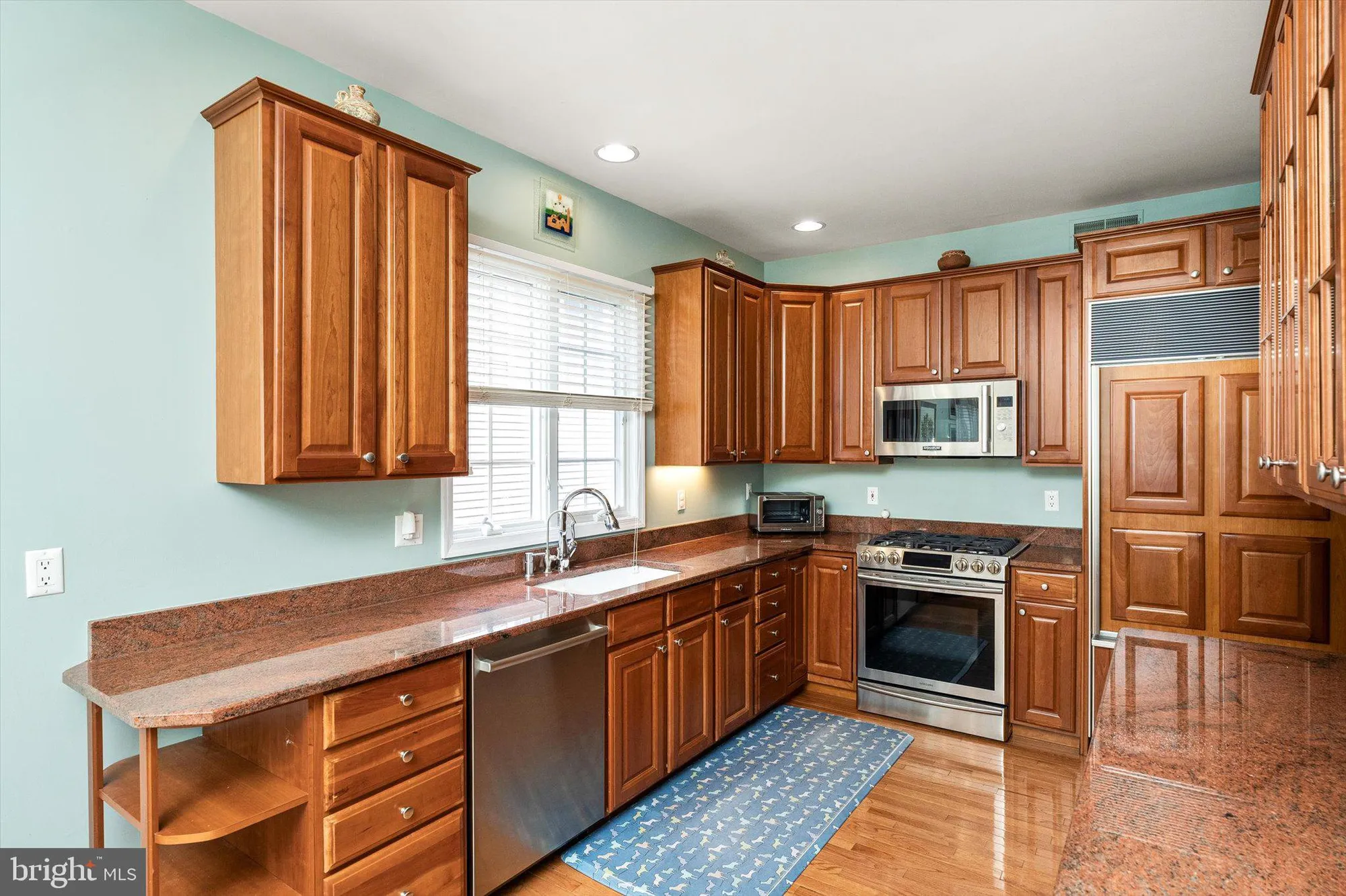 Property Slideshow image 13 of 42 | 12 ironwood rd, Skillman, NJ, 08558