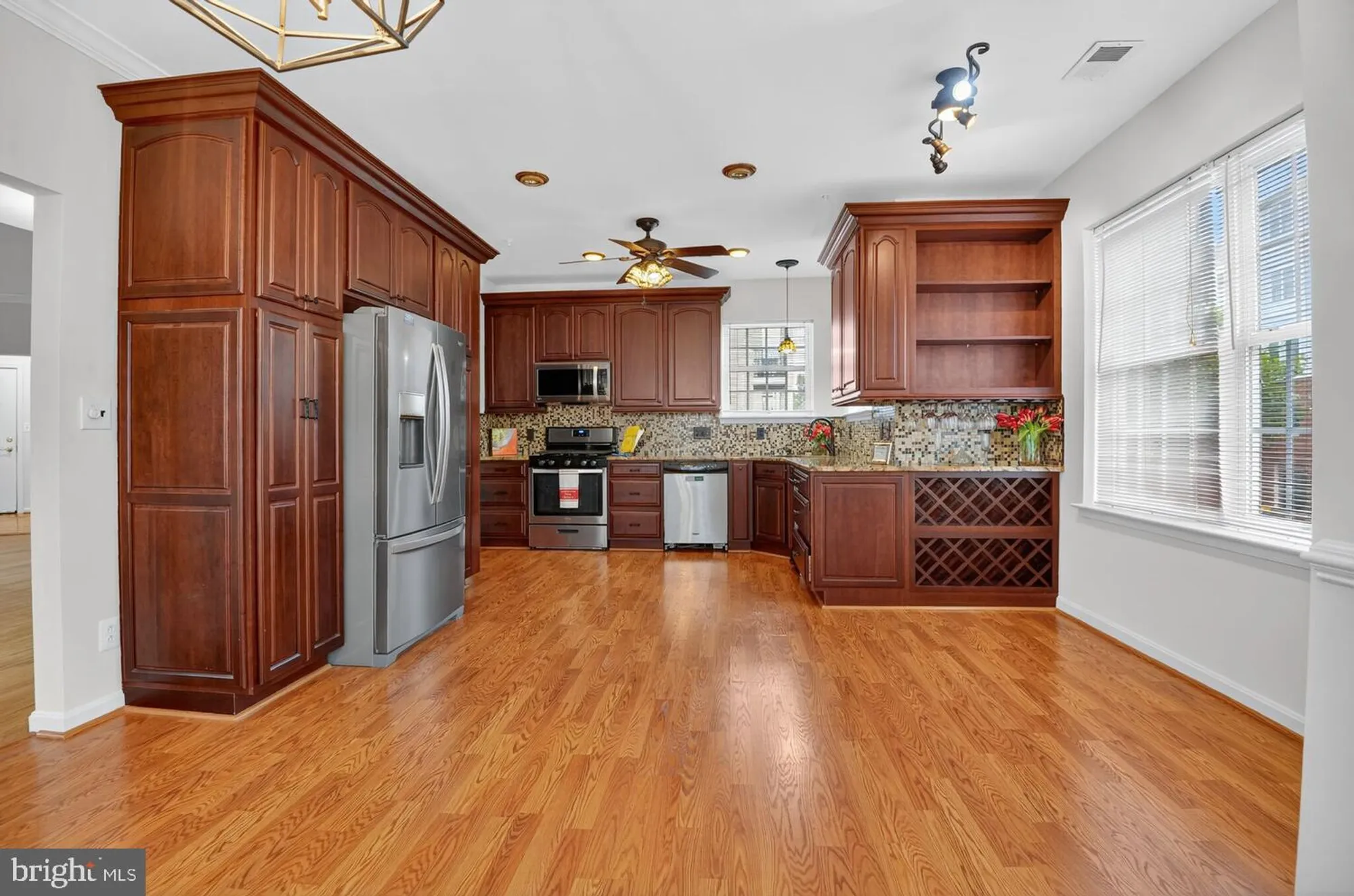 Property Slideshow image 6 of 17 | 20810 noble ter 205, Sterling, VA, 20165