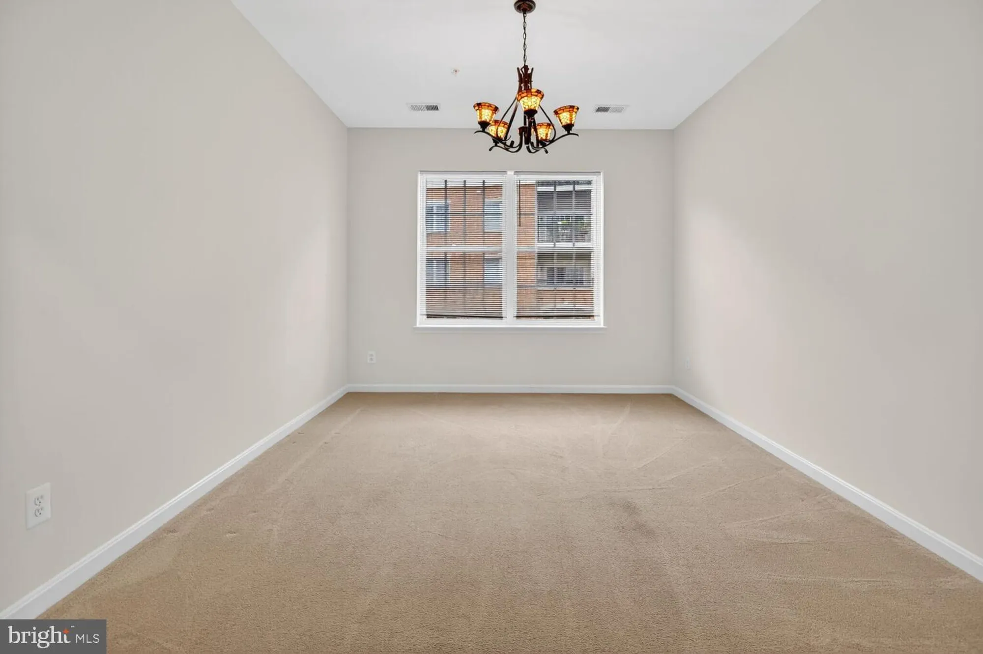 Property Slideshow image 10 of 17 | 20810 noble ter 205, Sterling, VA, 20165