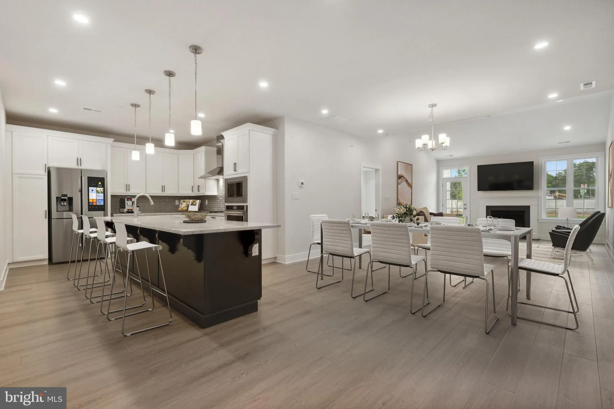 Property Slideshow image 2 of 22 | 503 fullerton farm ct, Warrington, PA, 18976