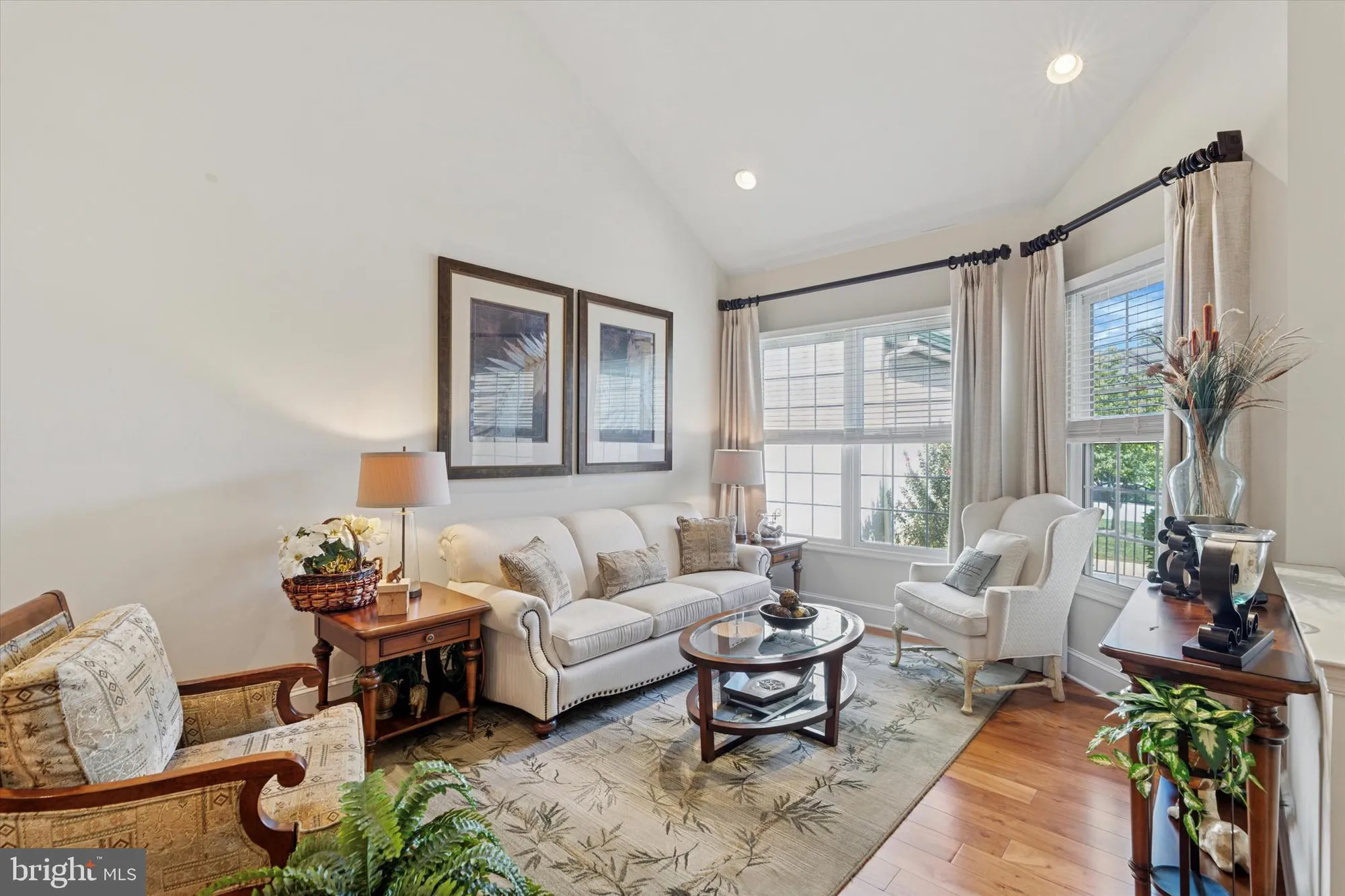 Property Slideshow image 2 of 32 | 1653 yardley ct, West Chester, PA, 19380