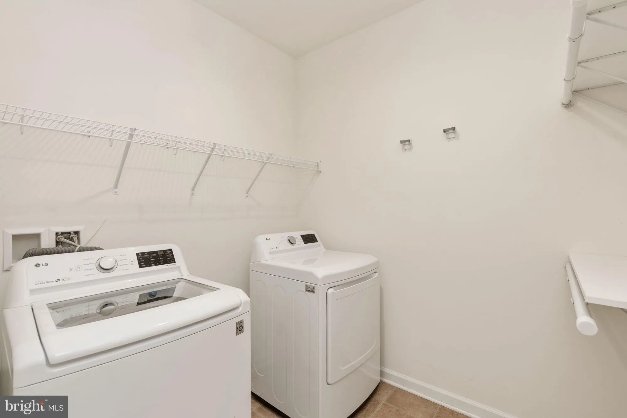 Property Slideshow image 34 of 46 | 12211 glen oaks dr, Fredericksburg, VA, 22407