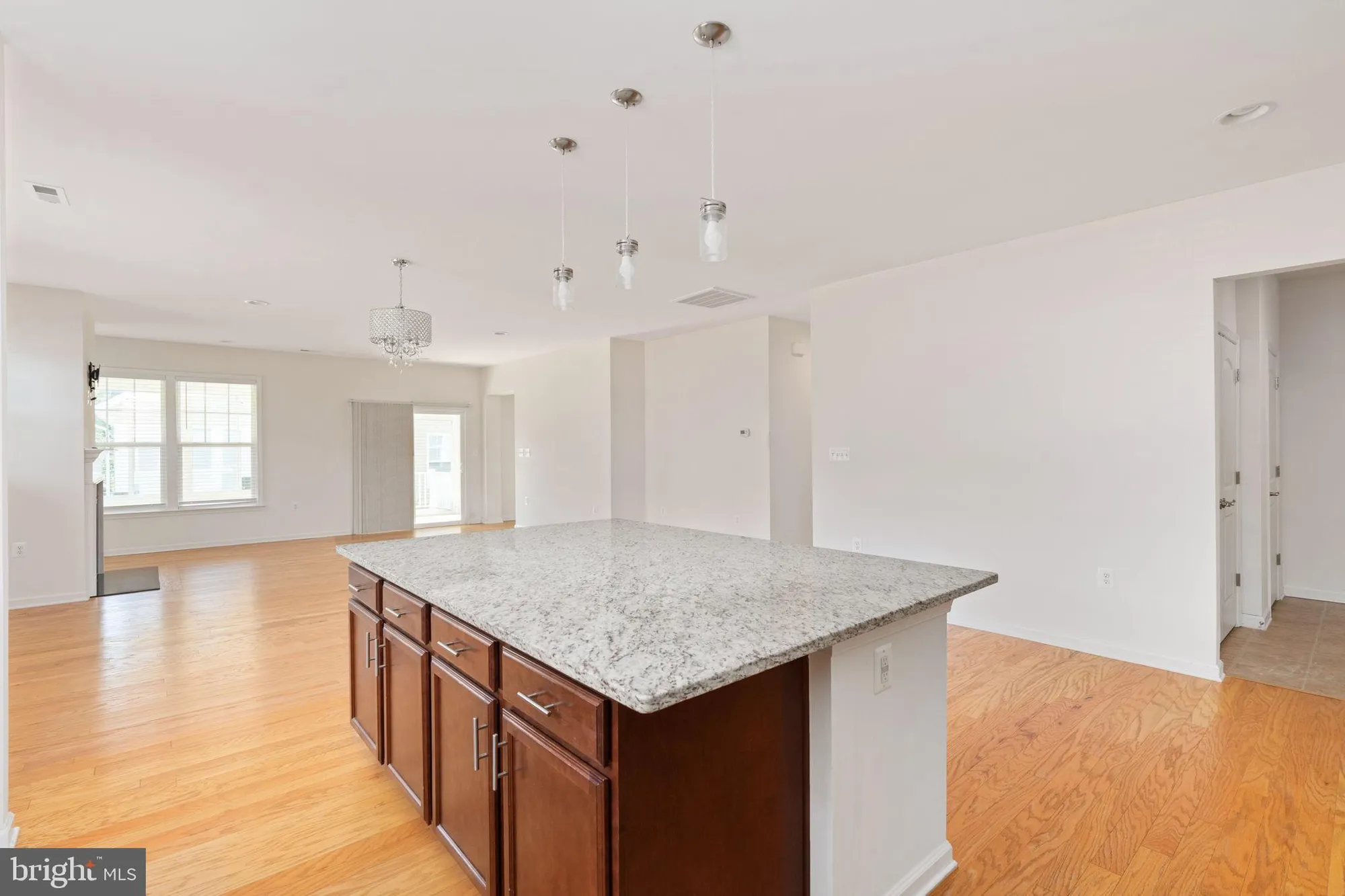 Property Slideshow image 16 of 46 | 12211 glen oaks dr, Fredericksburg, VA, 22407
