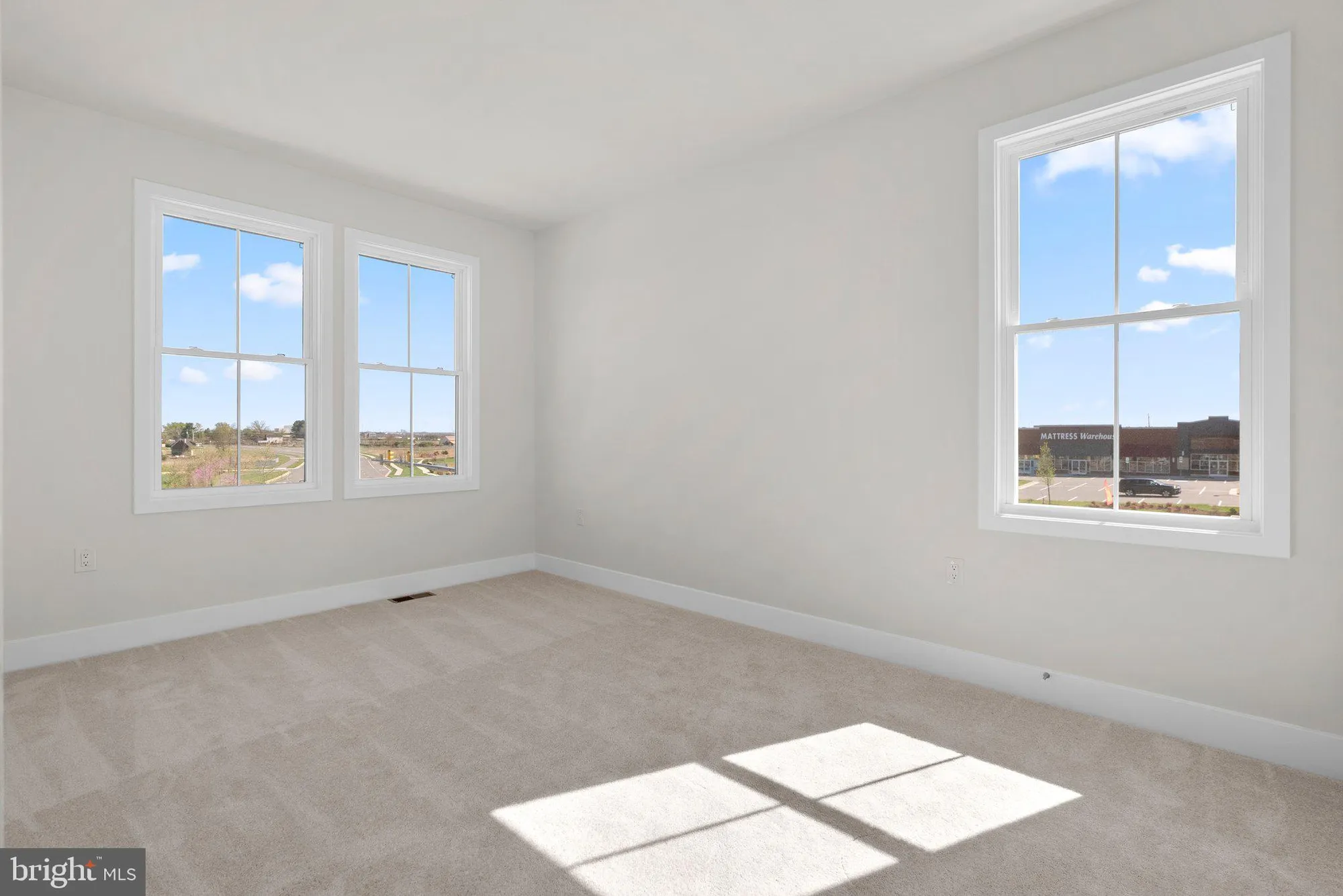 Property Slideshow image 29 of 49 | 44506 lowestoft sq, Ashburn, VA, 20147