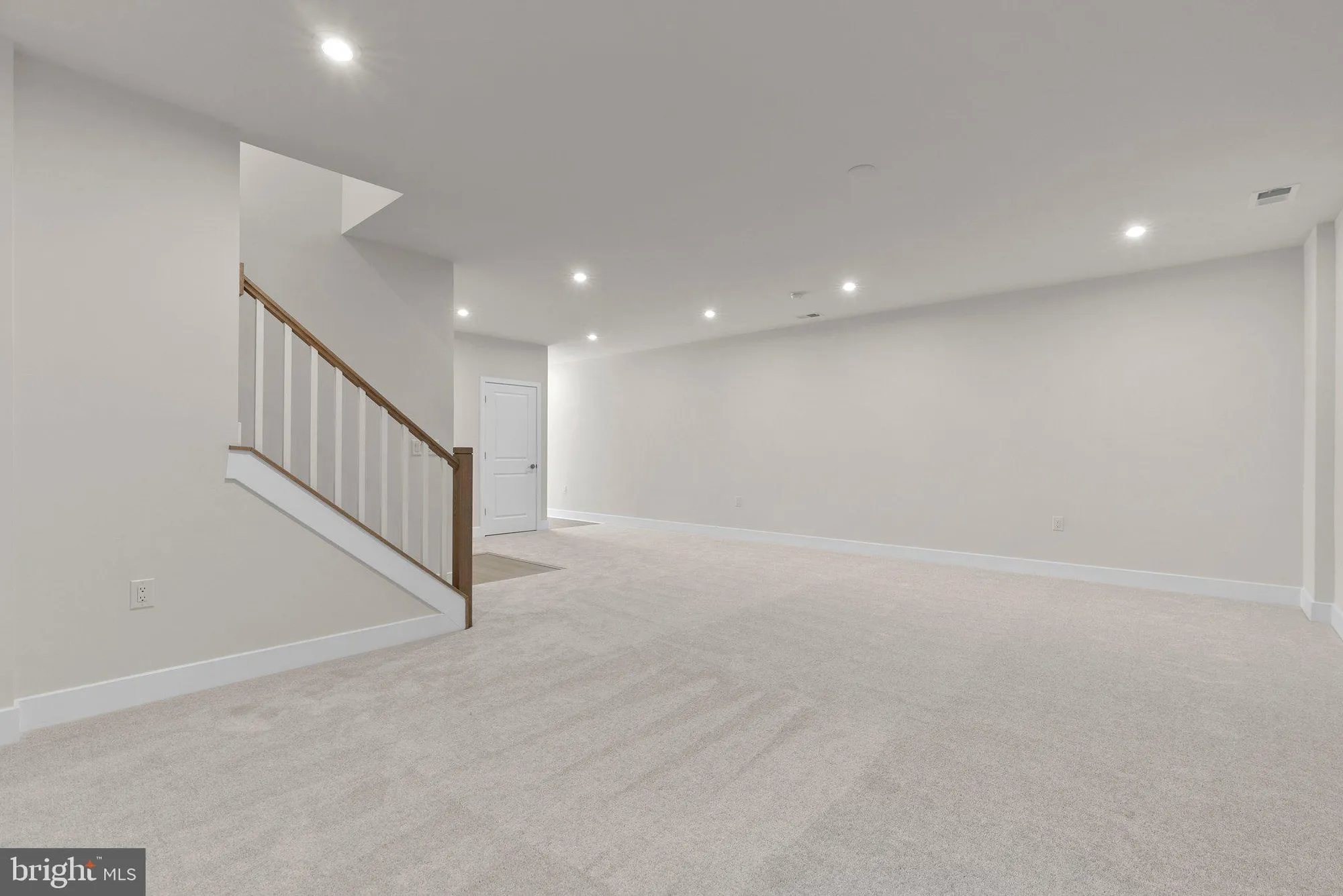 Property Slideshow image 33 of 49 | 44506 lowestoft sq, Ashburn, VA, 20147