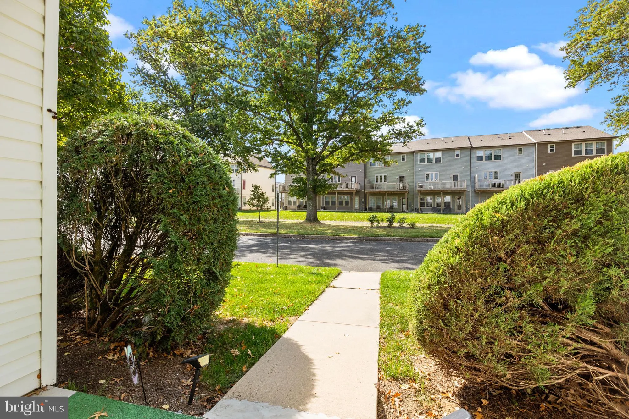 Property Slideshow image 24 of 45 | 8109 centennial sta 810, Warminster, PA, 18974