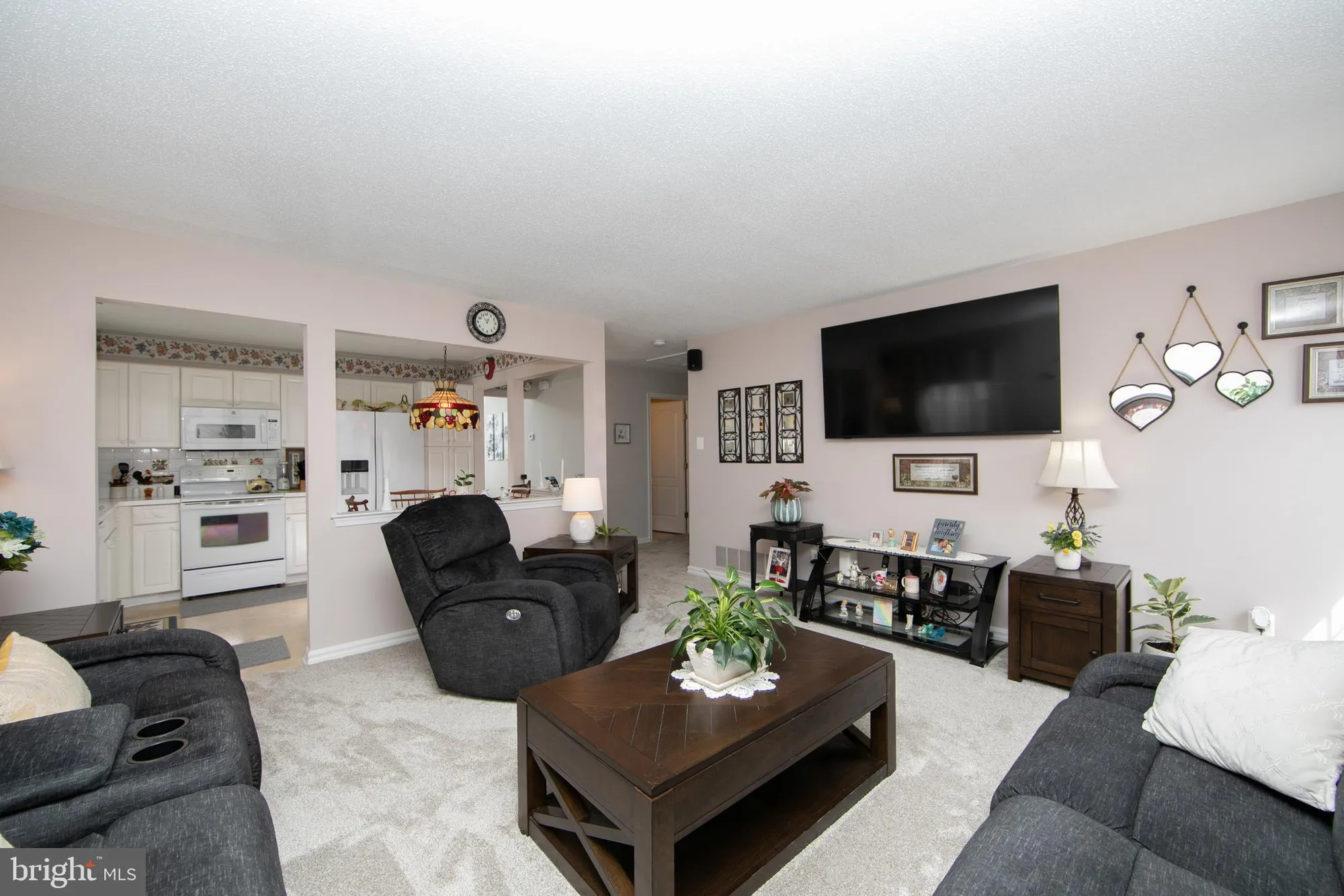 Property Slideshow image 18 of 34 | 516 saint martin ct, Williamstown, NJ, 08094