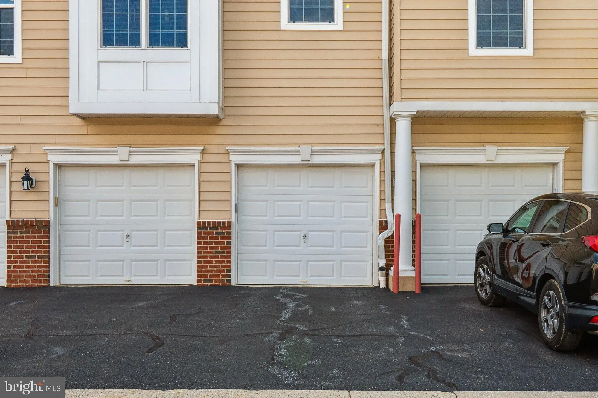 Property Slideshow image 23 of 32 | 8608 wandering fox trl 303, Odenton, MD, 21113