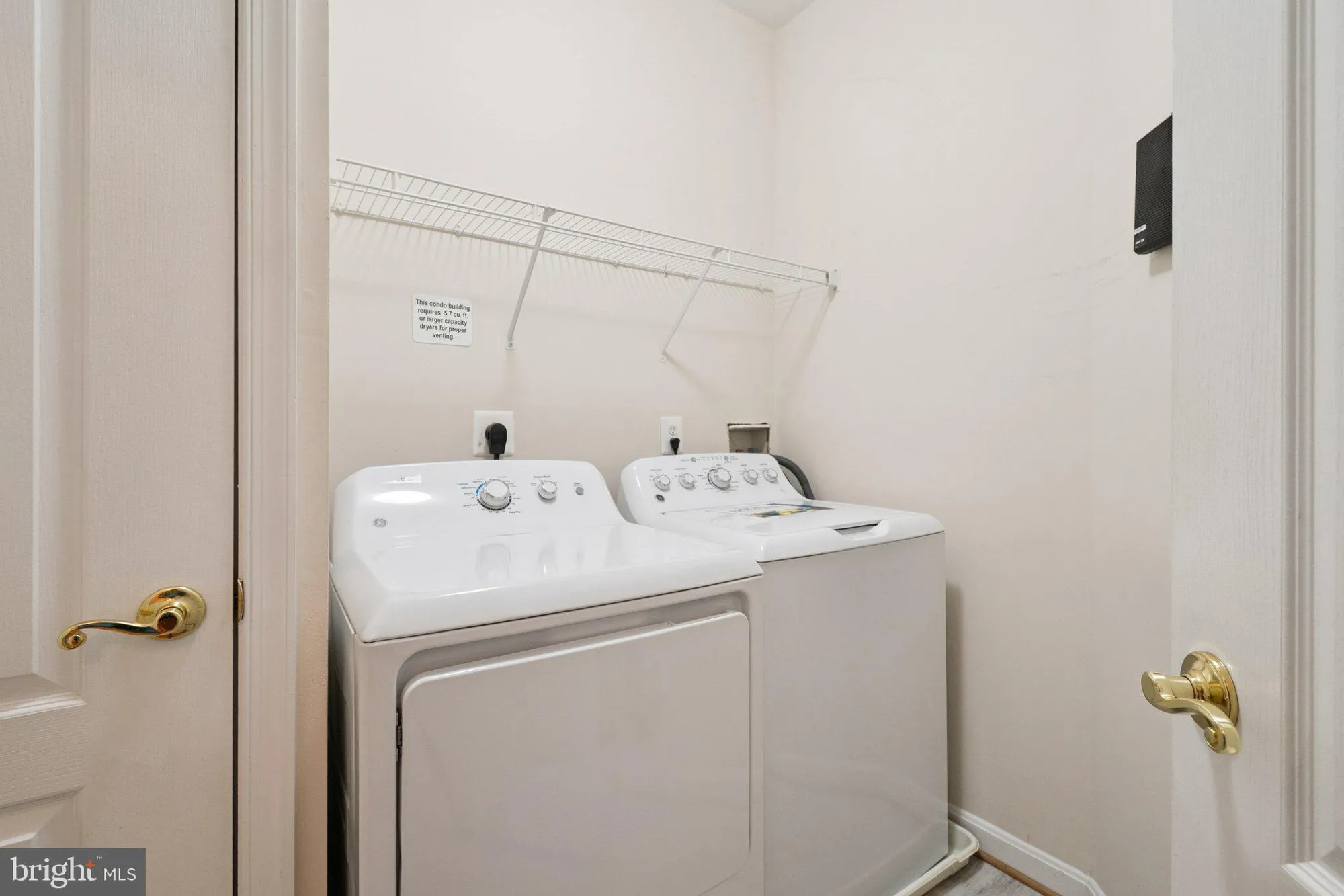 Property Slideshow image 22 of 32 | 8608 wandering fox trl 303, Odenton, MD, 21113