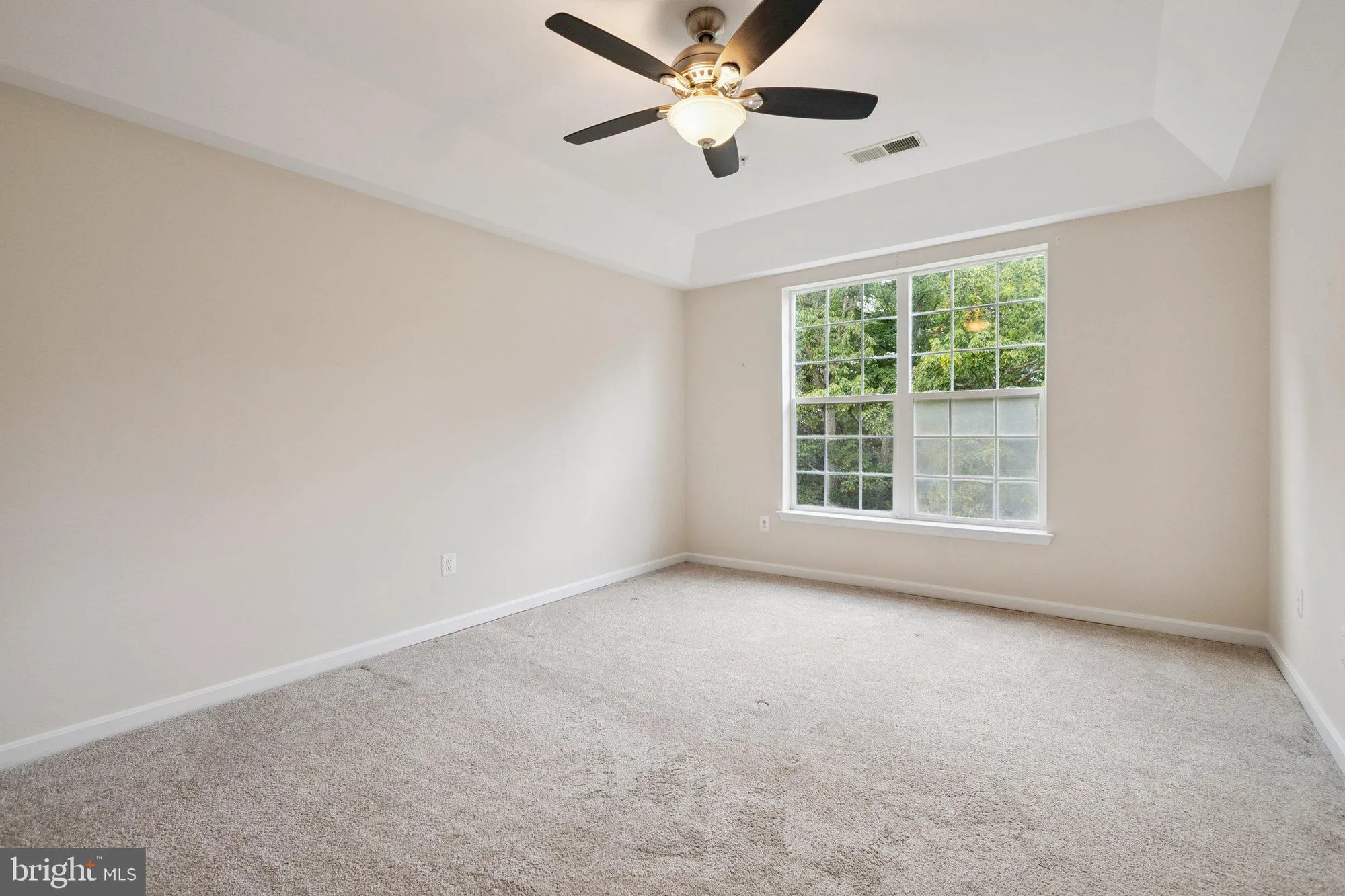 Property Slideshow image 21 of 32 | 8608 wandering fox trl 303, Odenton, MD, 21113