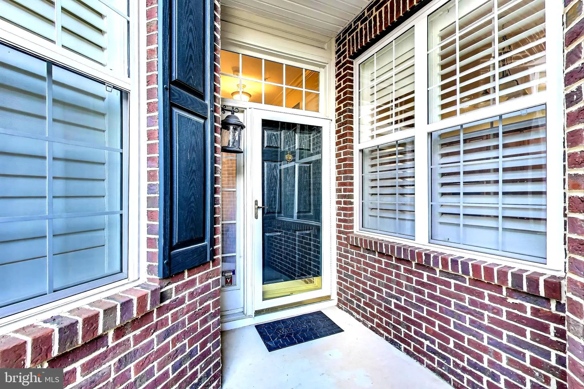Property Slideshow image 6 of 57 | 7107 piney woods pl, Laurel, MD, 20707