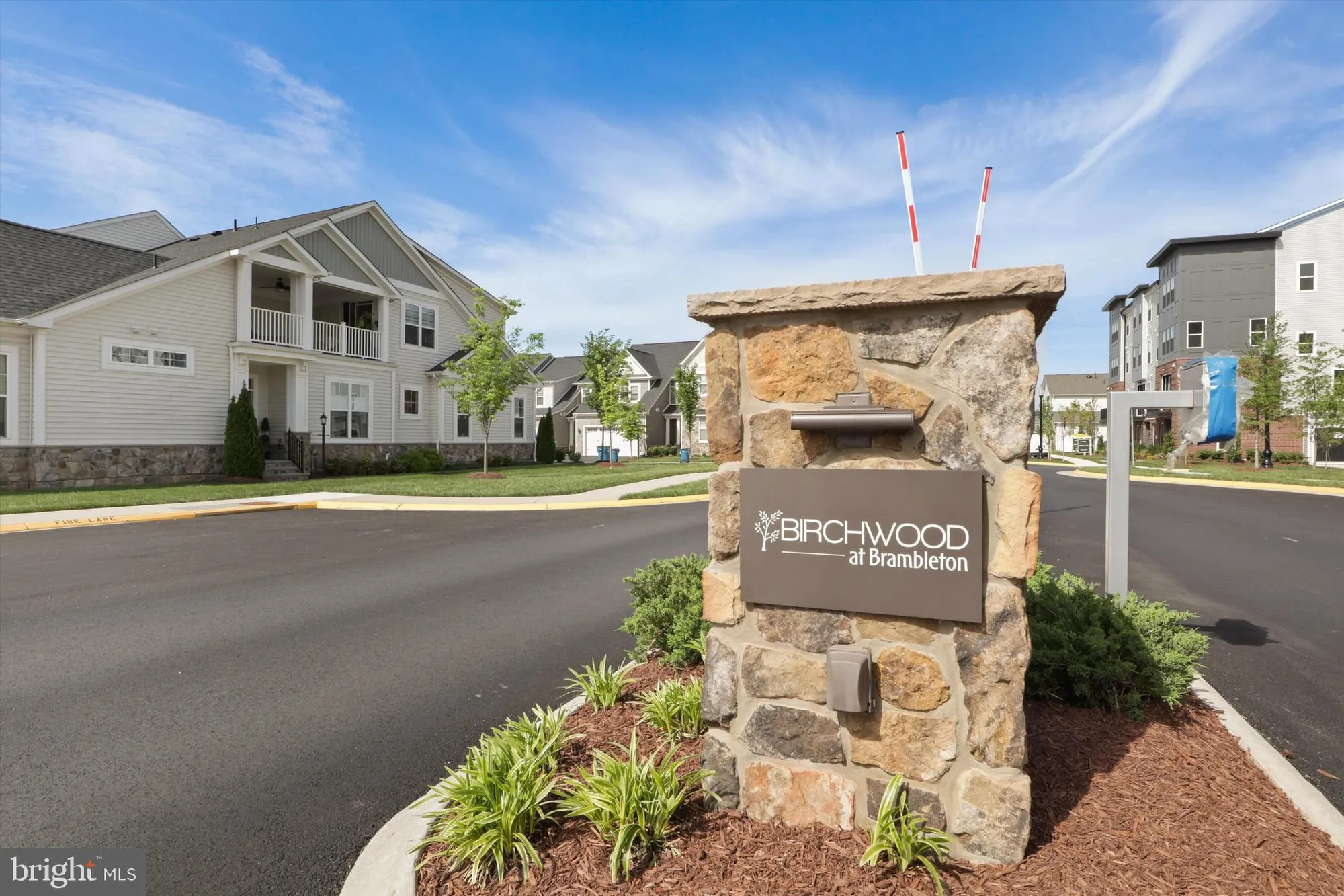 Property Slideshow image 2 of 49 | 23688 bolton crescent ter apt 204, Ashburn, VA, 20148