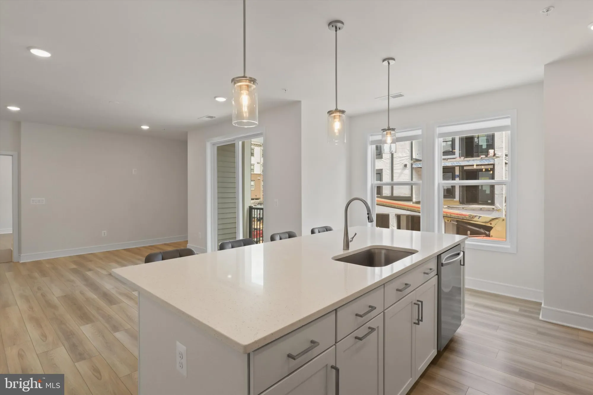 Property Slideshow image 17 of 49 | 23688 bolton crescent ter apt 204, Ashburn, VA, 20148