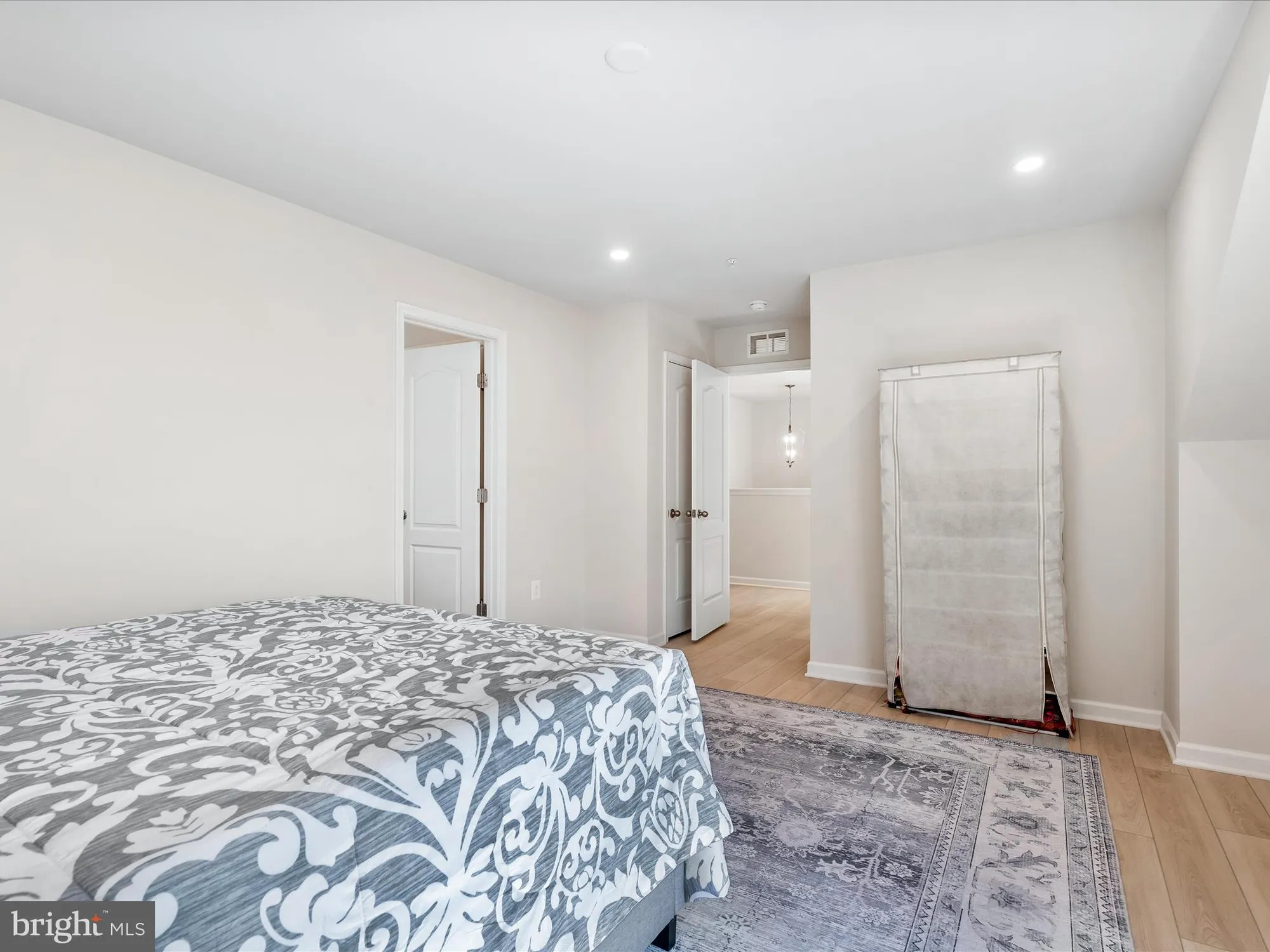 Property Slideshow image 27 of 45 | 13444 petrel st, Clarksburg, MD, 20871